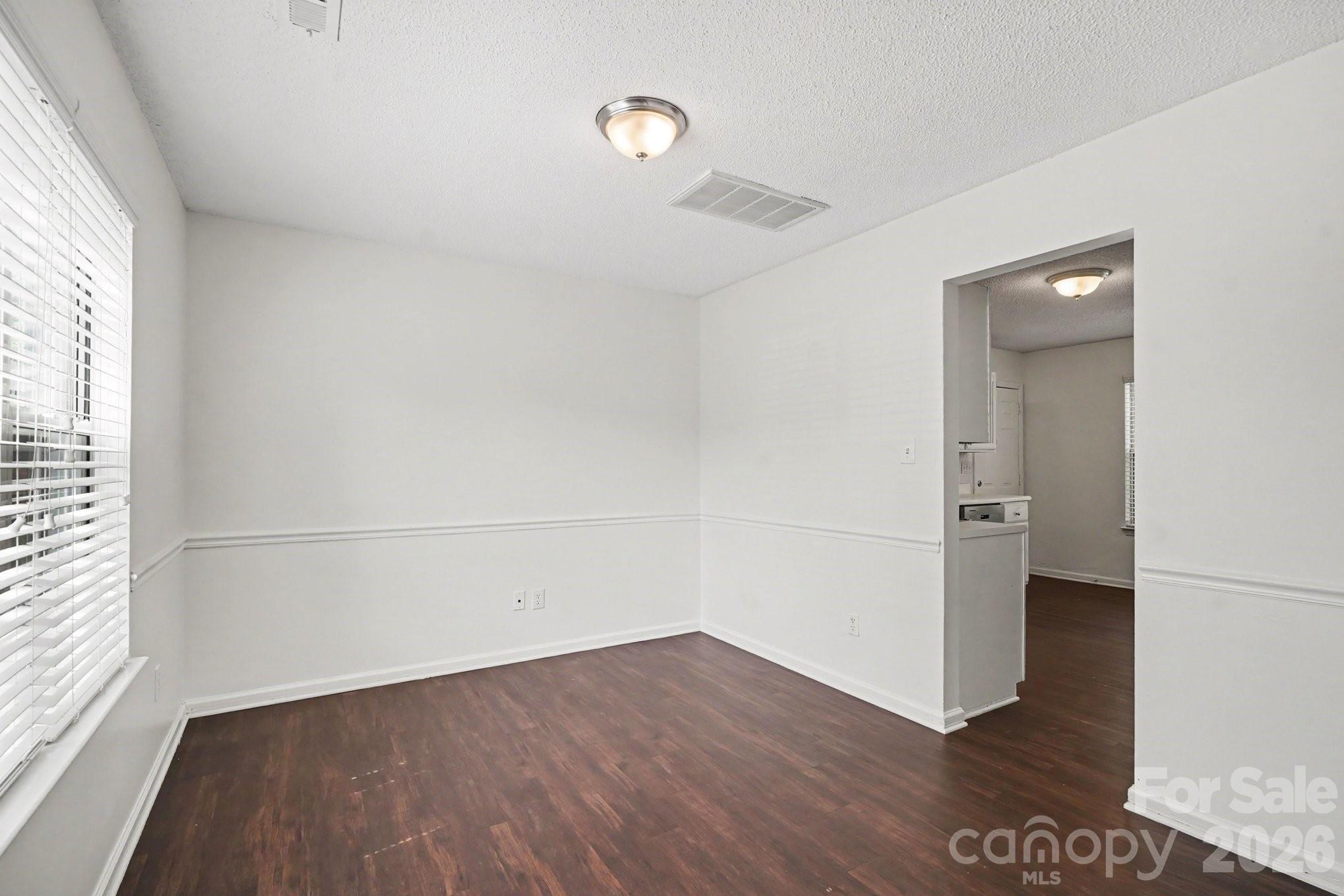 12127 Landing Green Drive — Charlotte