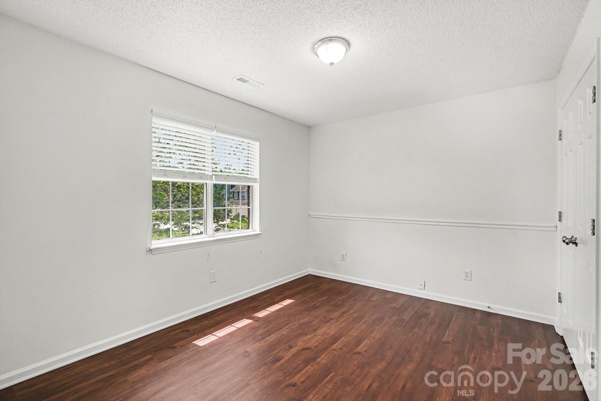 12127 Landing Green Drive — Charlotte