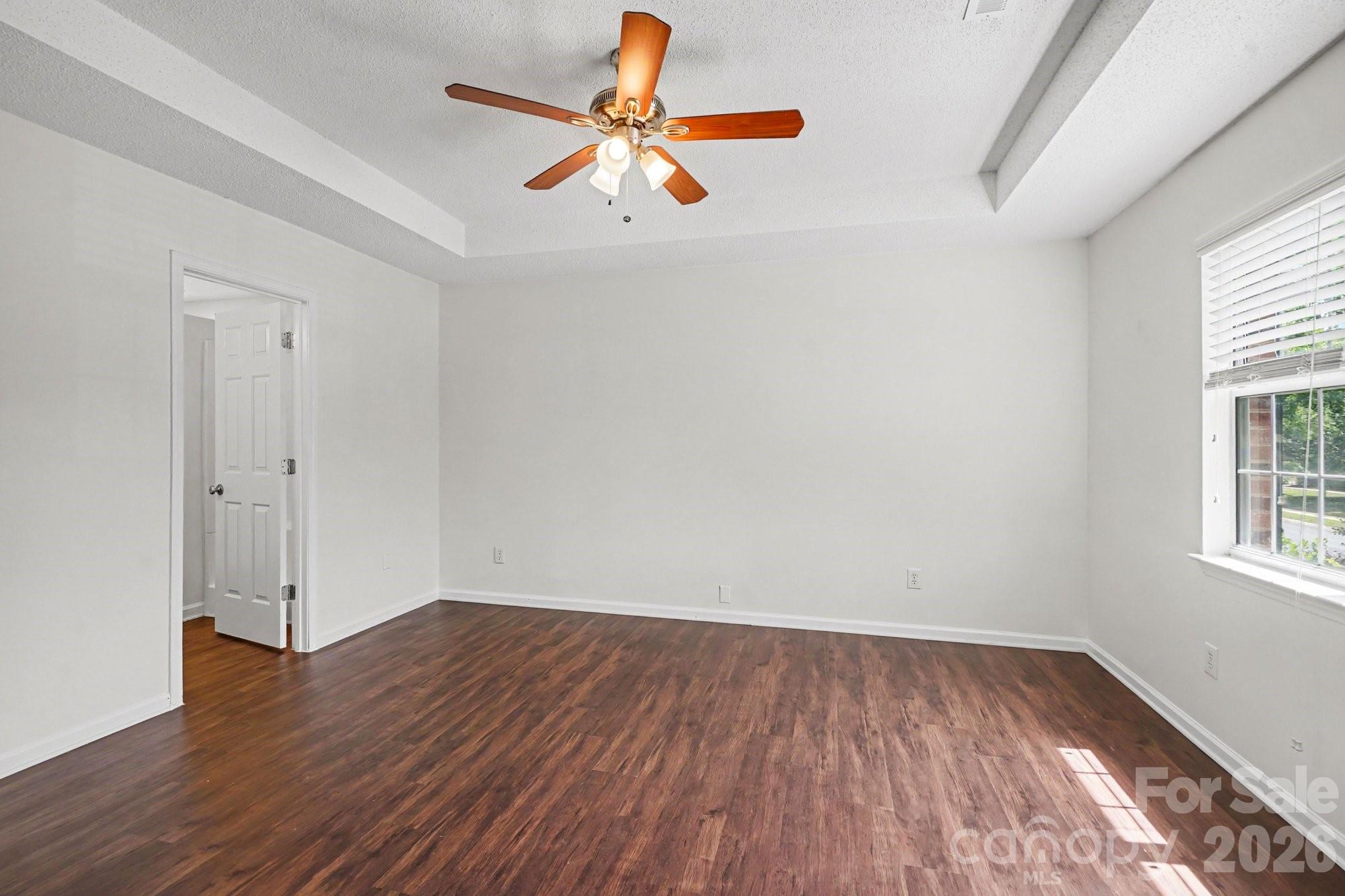 12127 Landing Green Drive — Charlotte