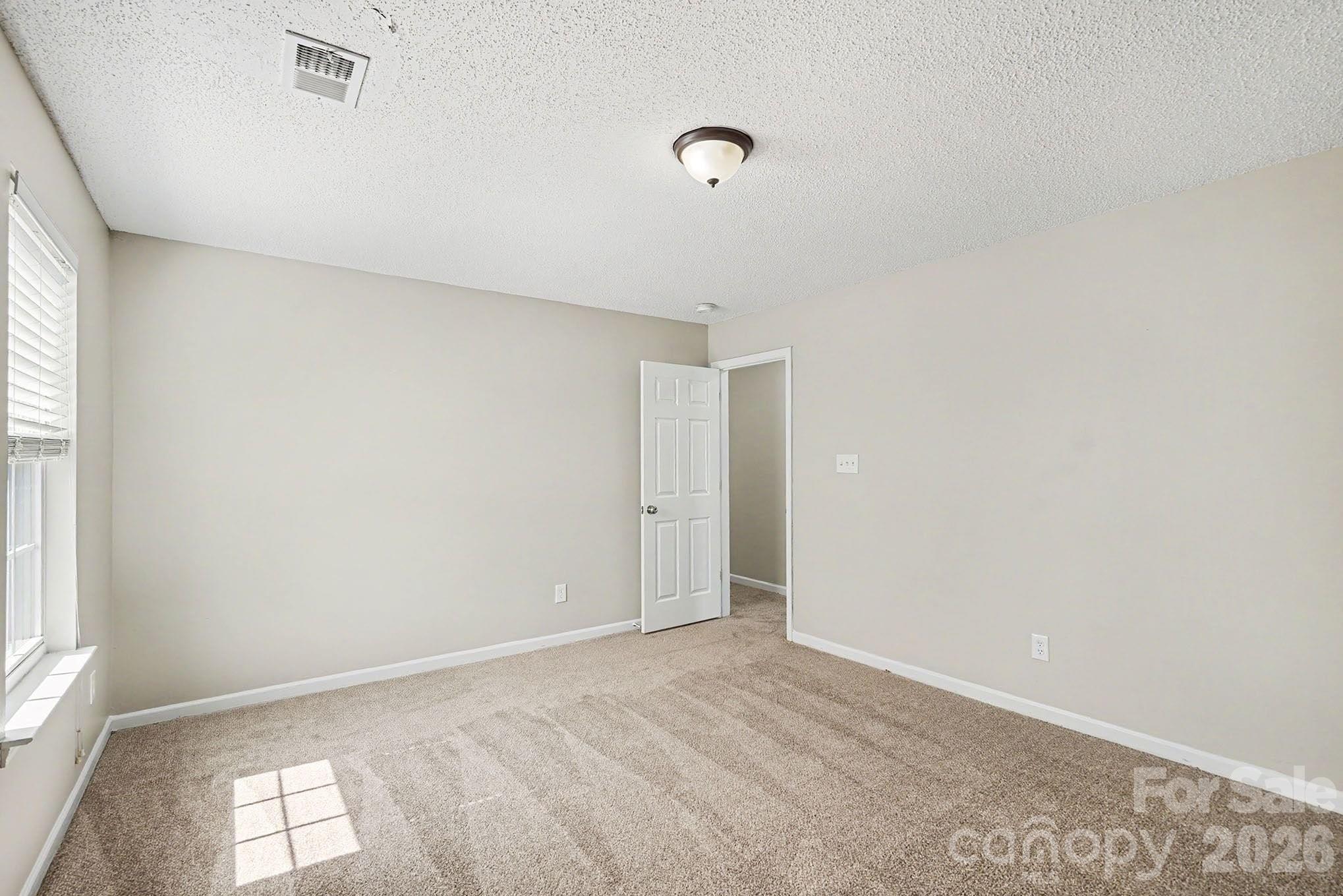 9828 Aventide Lane — Charlotte