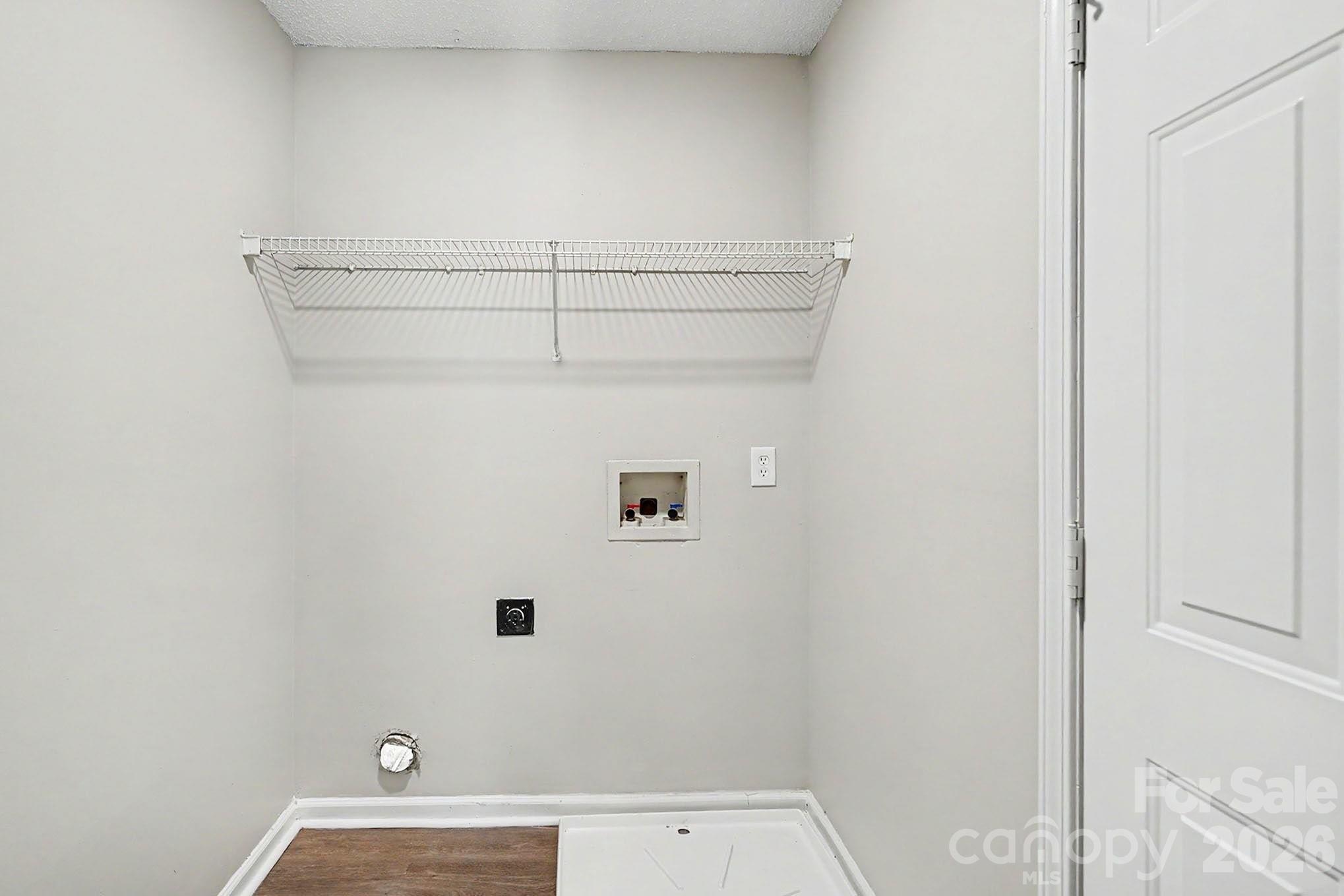 9828 Aventide Lane — Charlotte