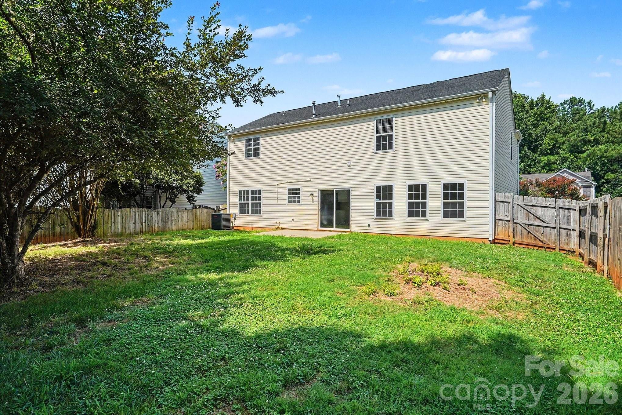 9828 Aventide Lane — Charlotte