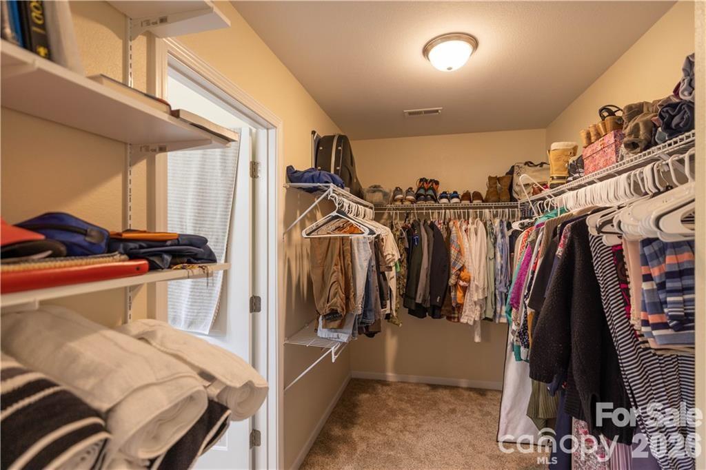 101 Towne Place — Clyde