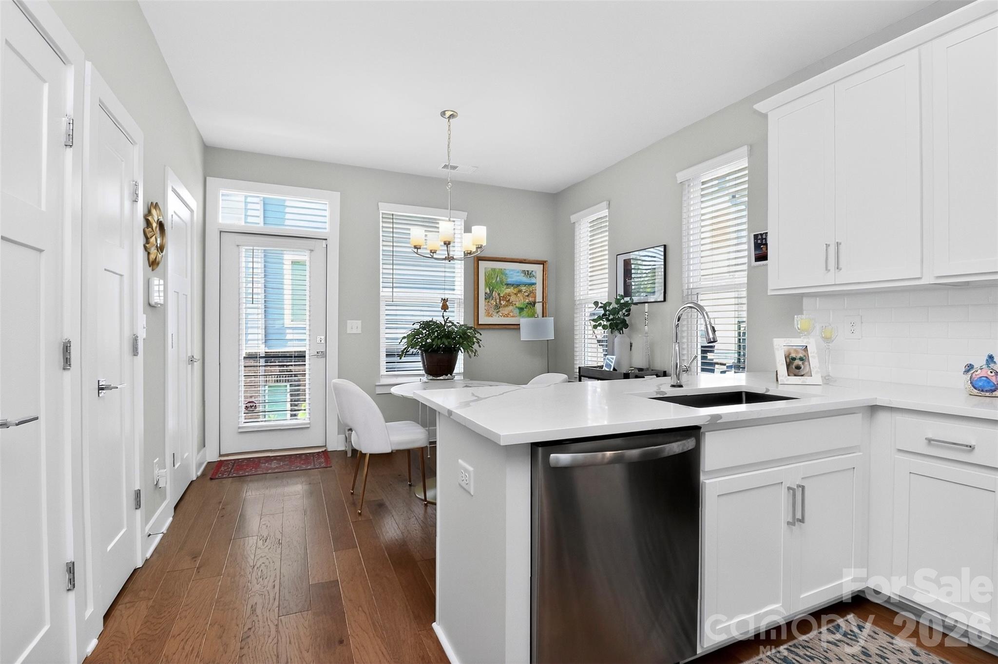 2111 Isom Street — Charlotte