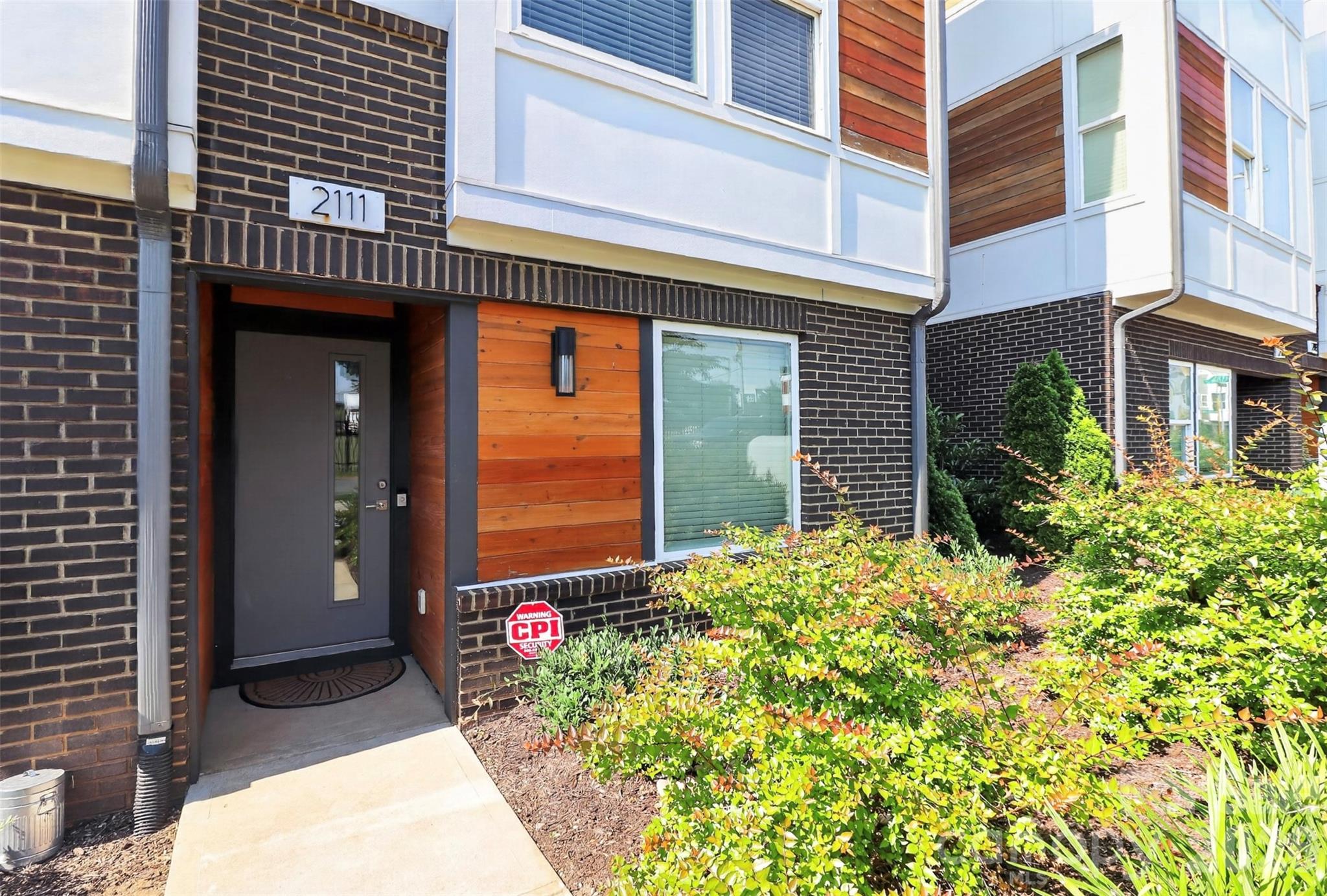 2111 Isom Street — Charlotte