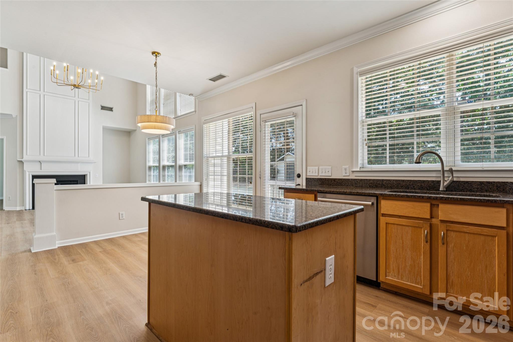 2523 Beacon Forest Drive — Charlotte
