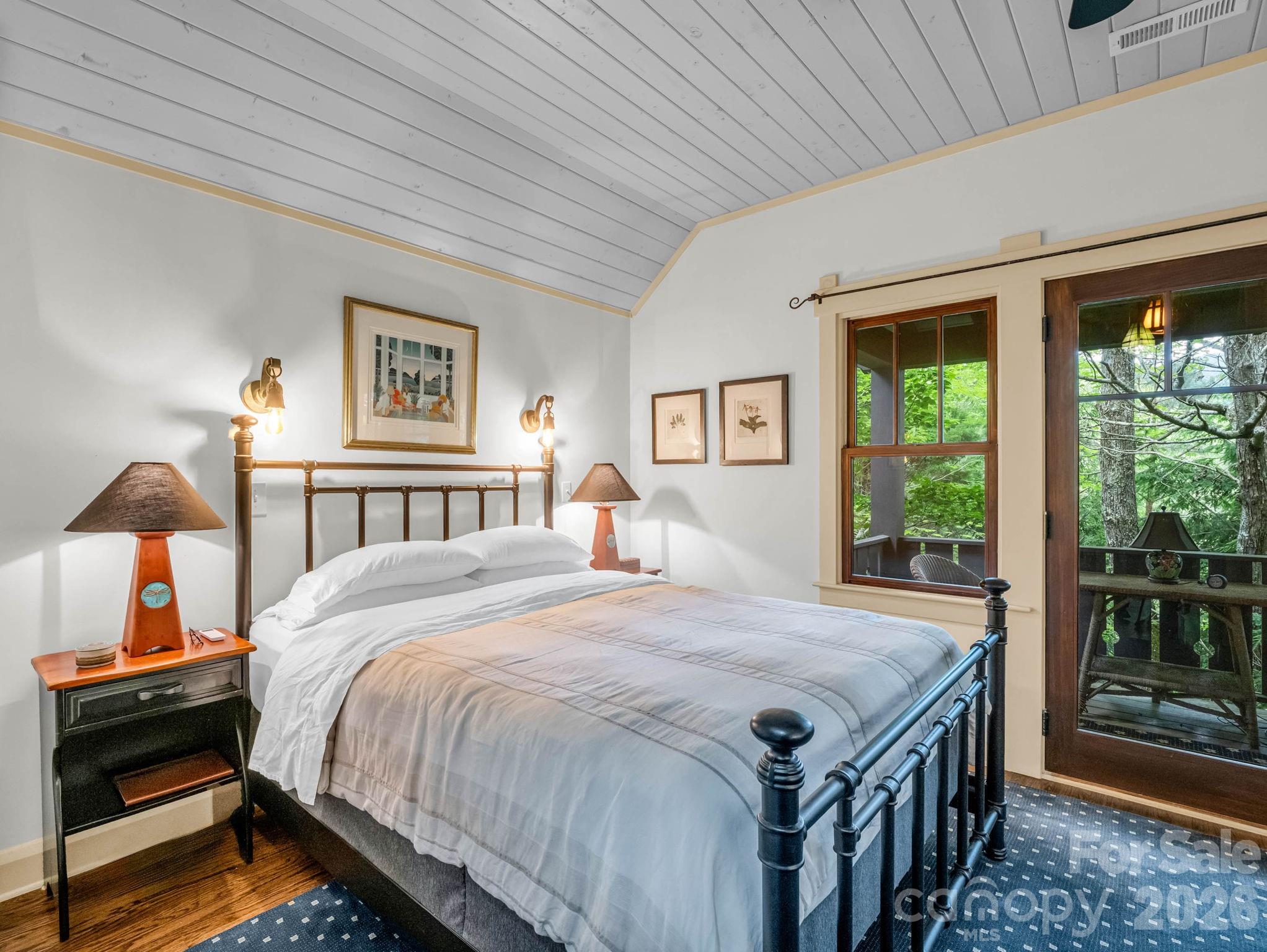 46 Cheshire Drive — Black Mountain