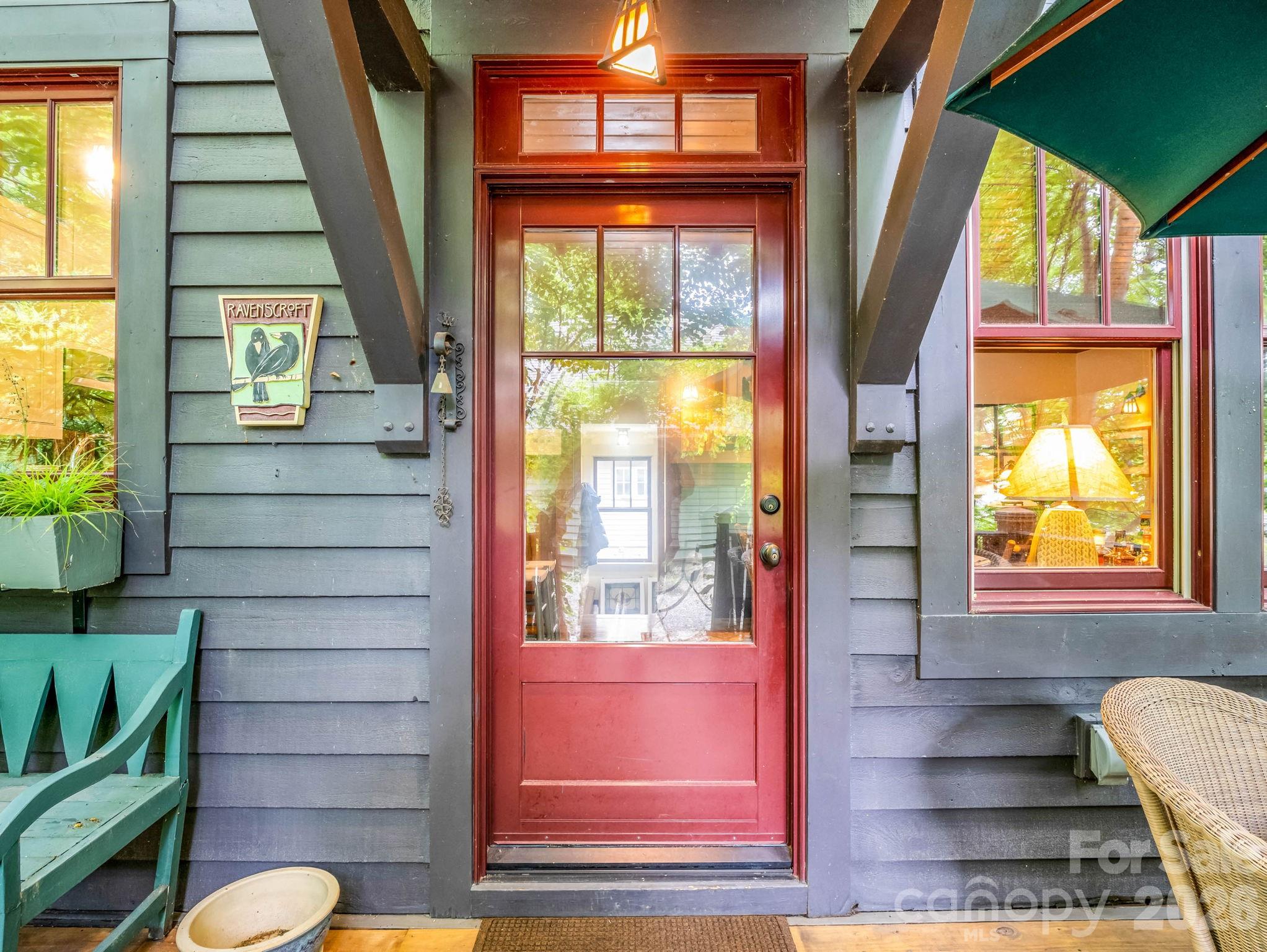 46 Cheshire Drive — Black Mountain