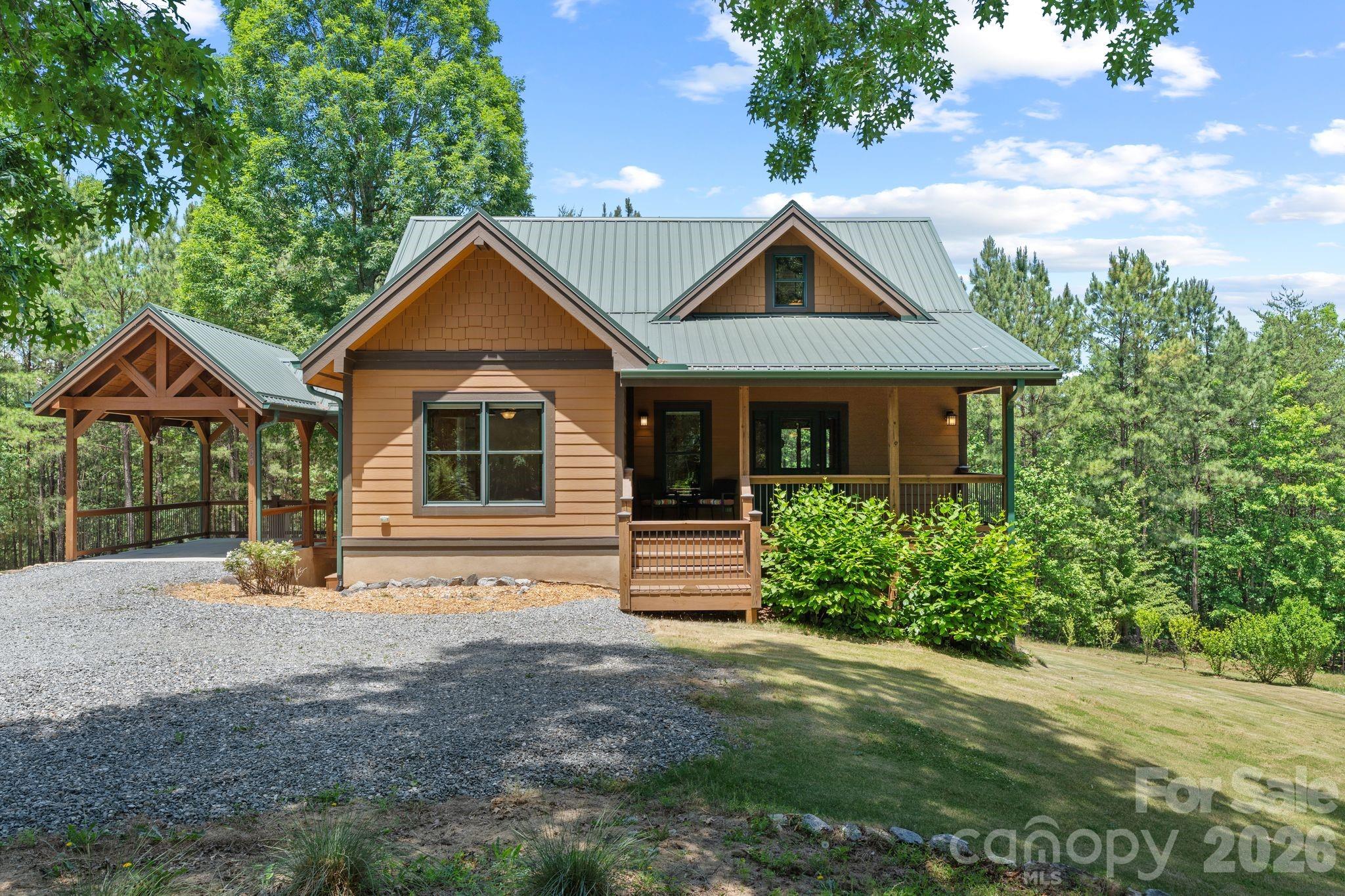 280 Hidden Lake Parkway — Nebo
