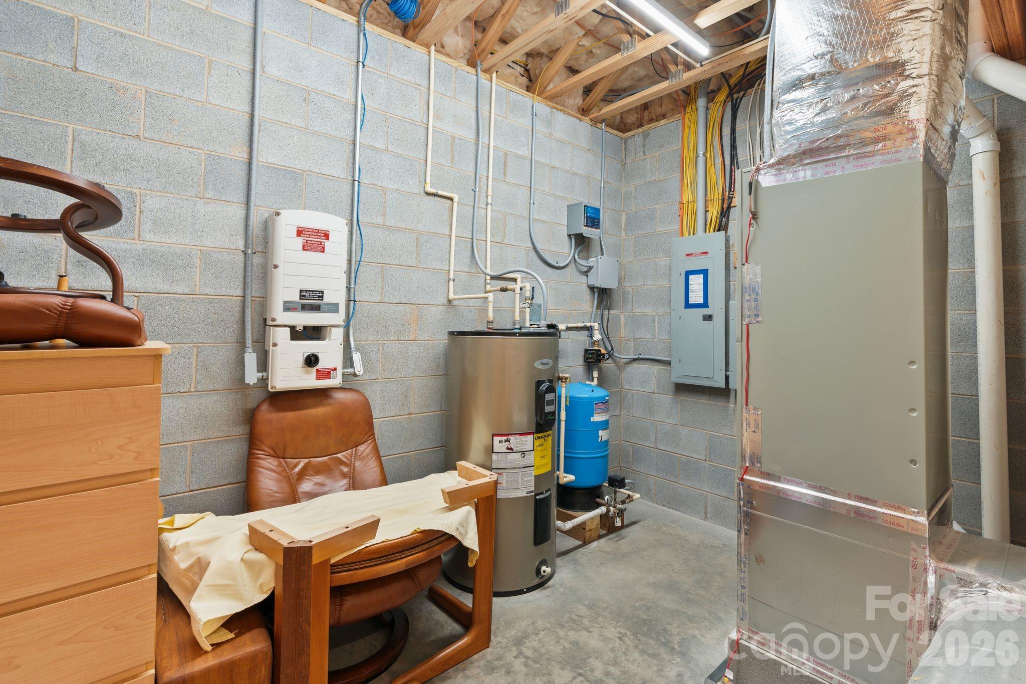 280 Hidden Lake Parkway — Nebo