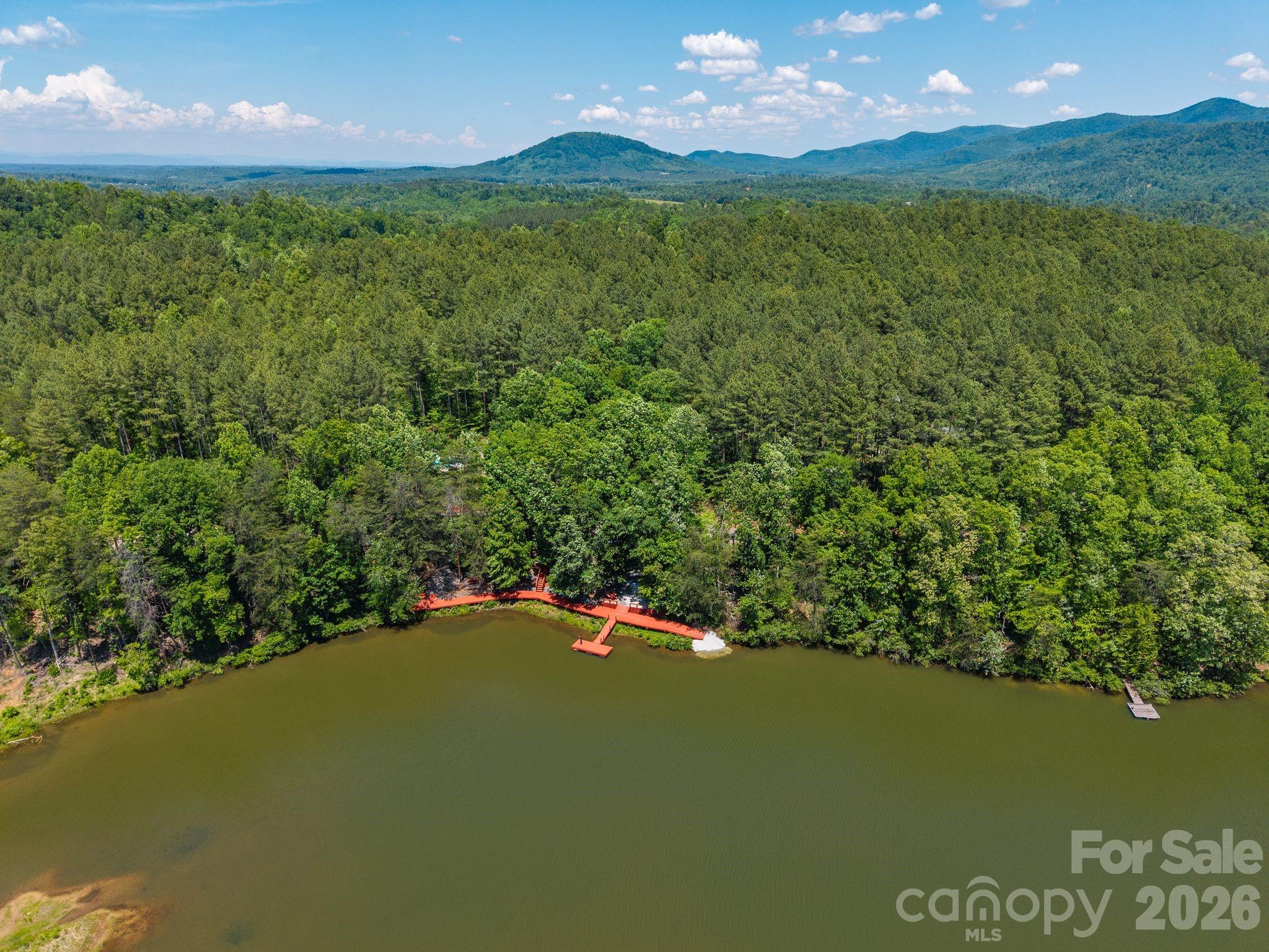 280 Hidden Lake Parkway — Nebo