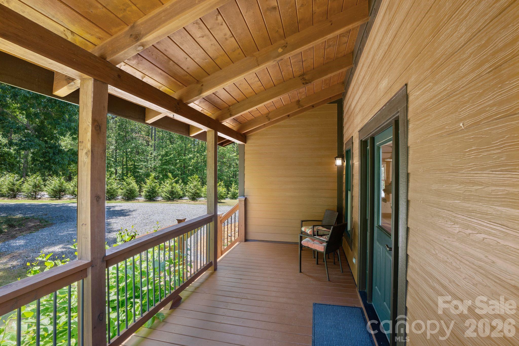 280 Hidden Lake Parkway — Nebo