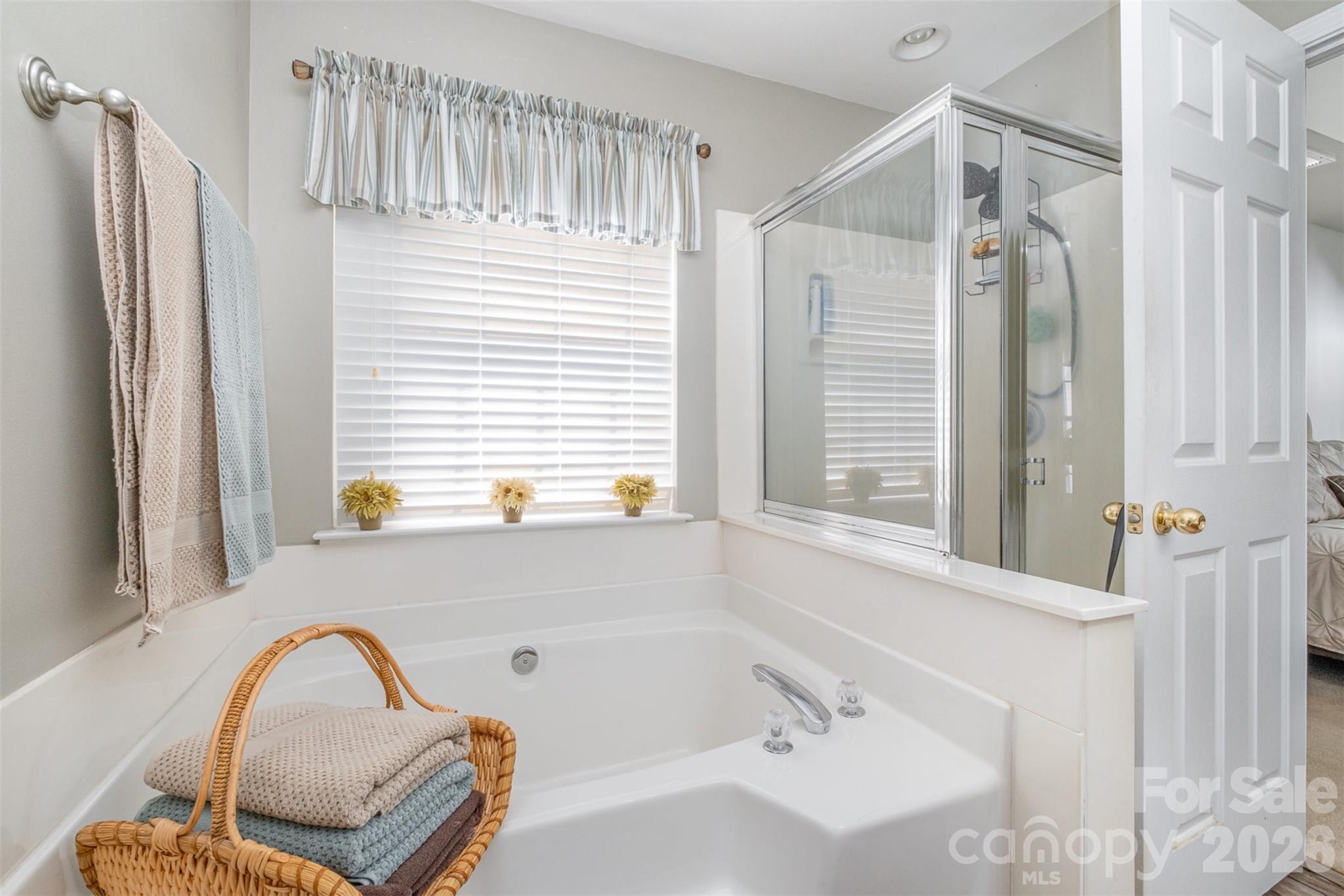 6859 Lakecrest Court — Denver