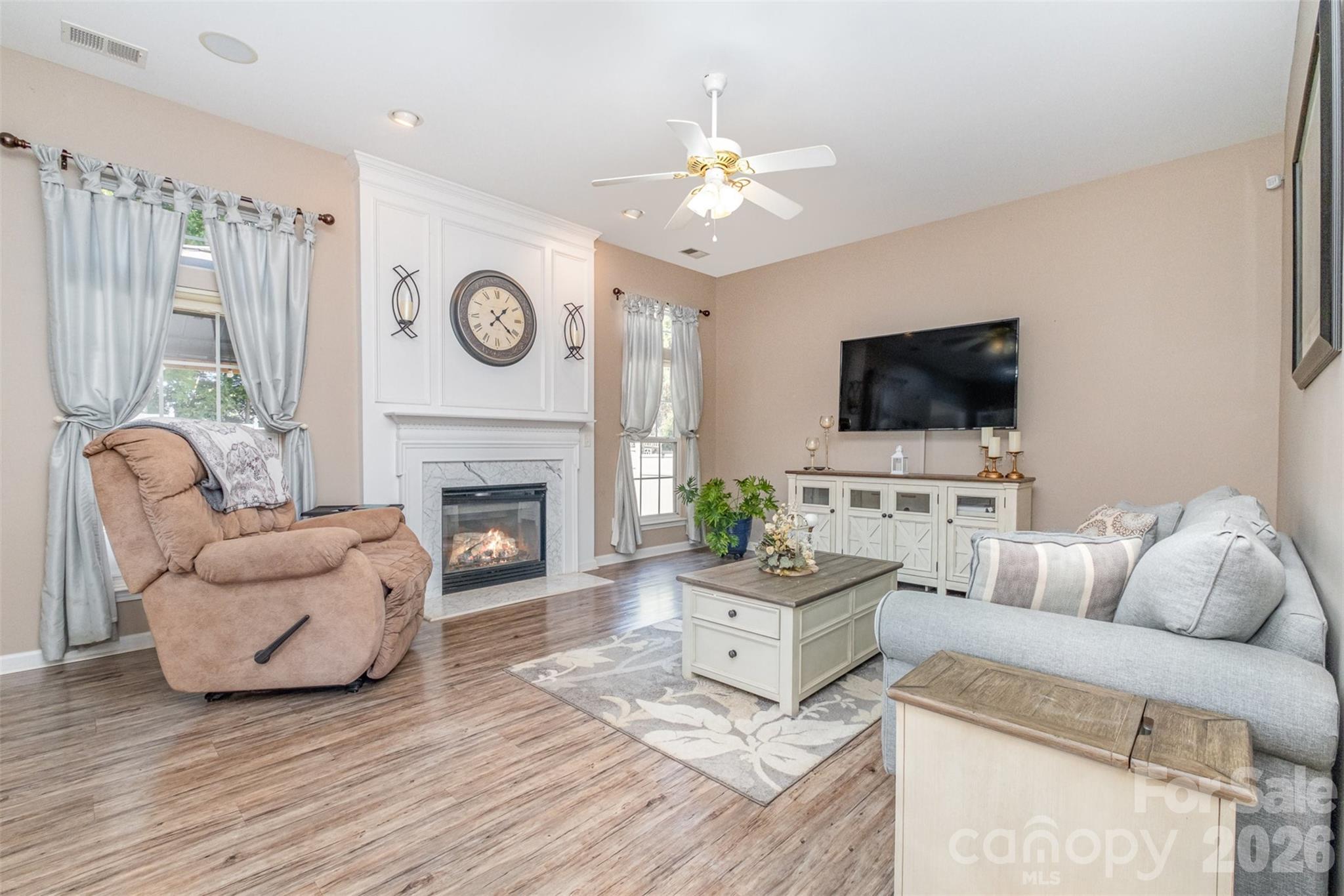 6859 Lakecrest Court — Denver