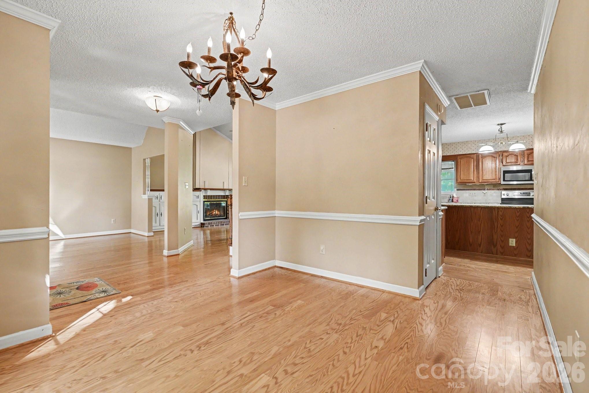 3032 Oakcroft Drive — Matthews
