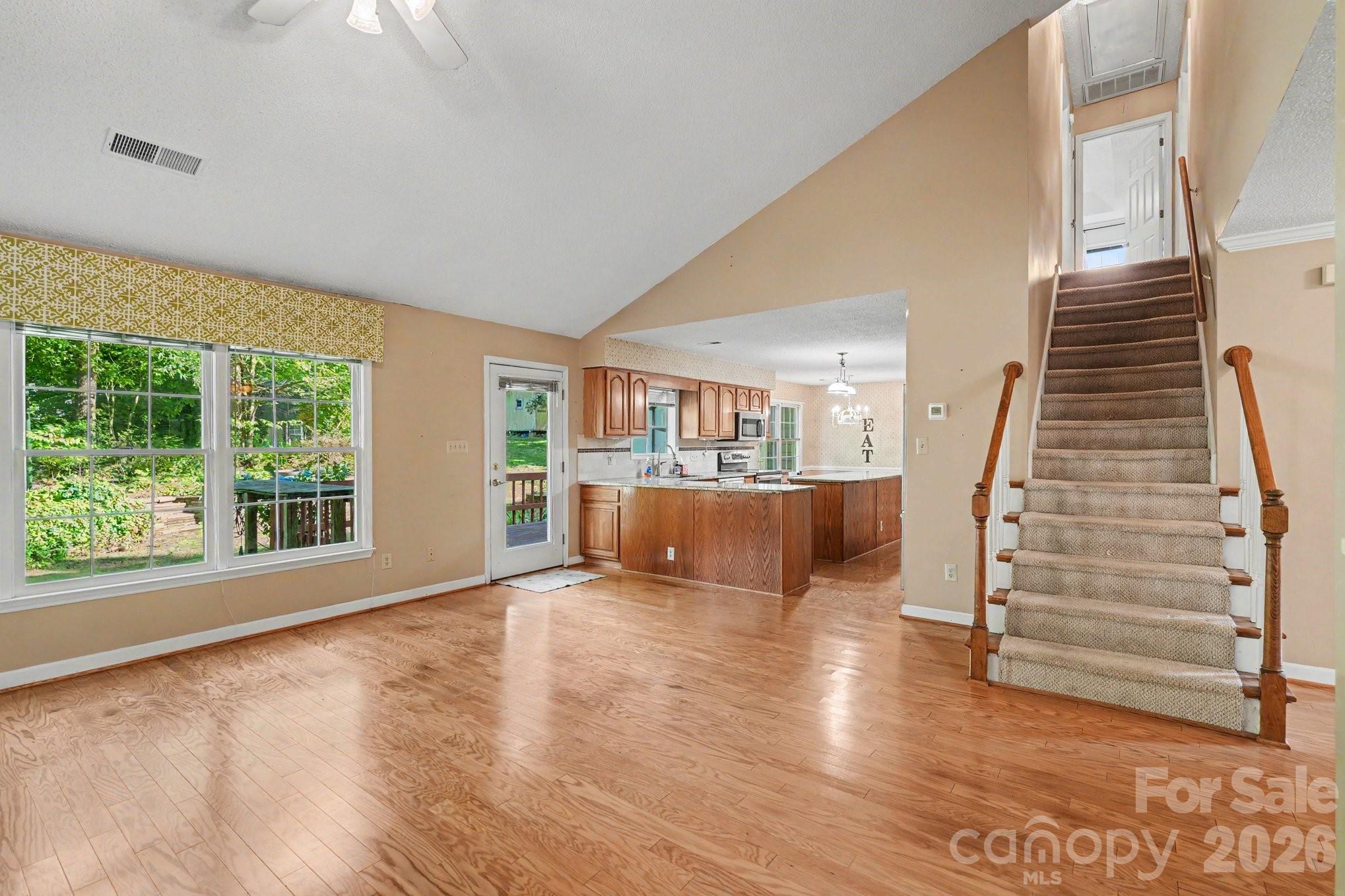 3032 Oakcroft Drive — Matthews