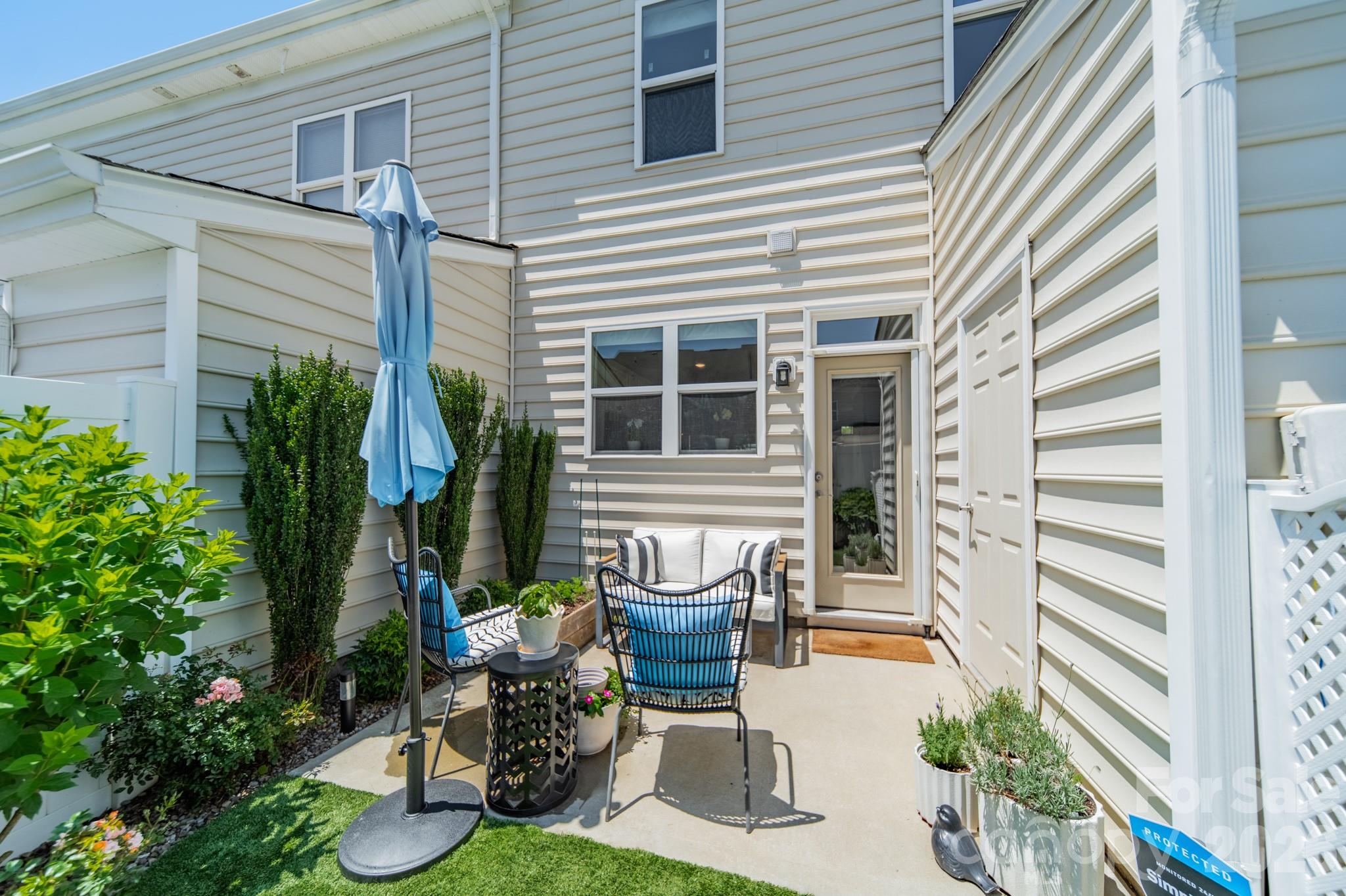 464 Spring Gardens Drive #216 — Belmont