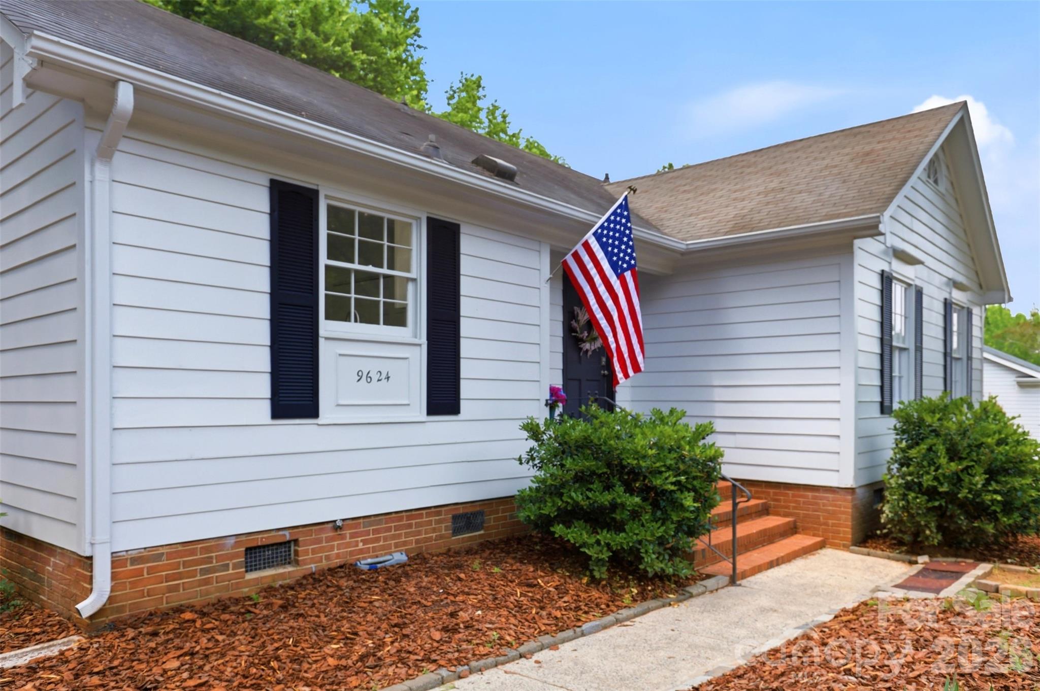 9624 Central Drive — Mint Hill