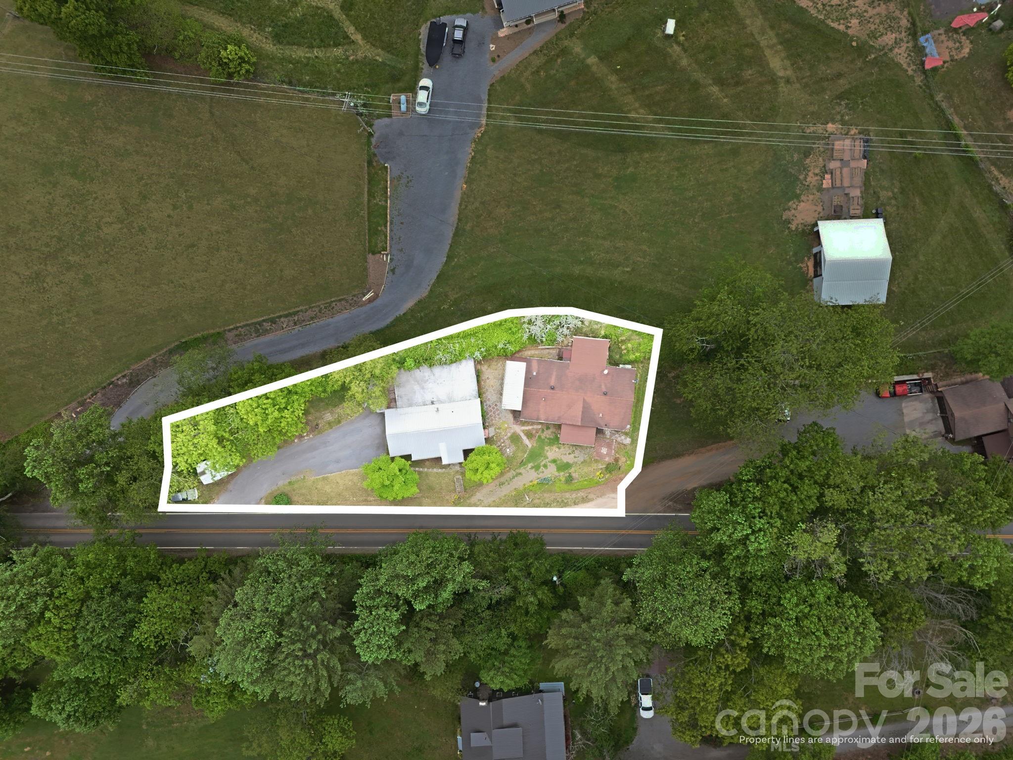 3383 Thickety Road — Clyde