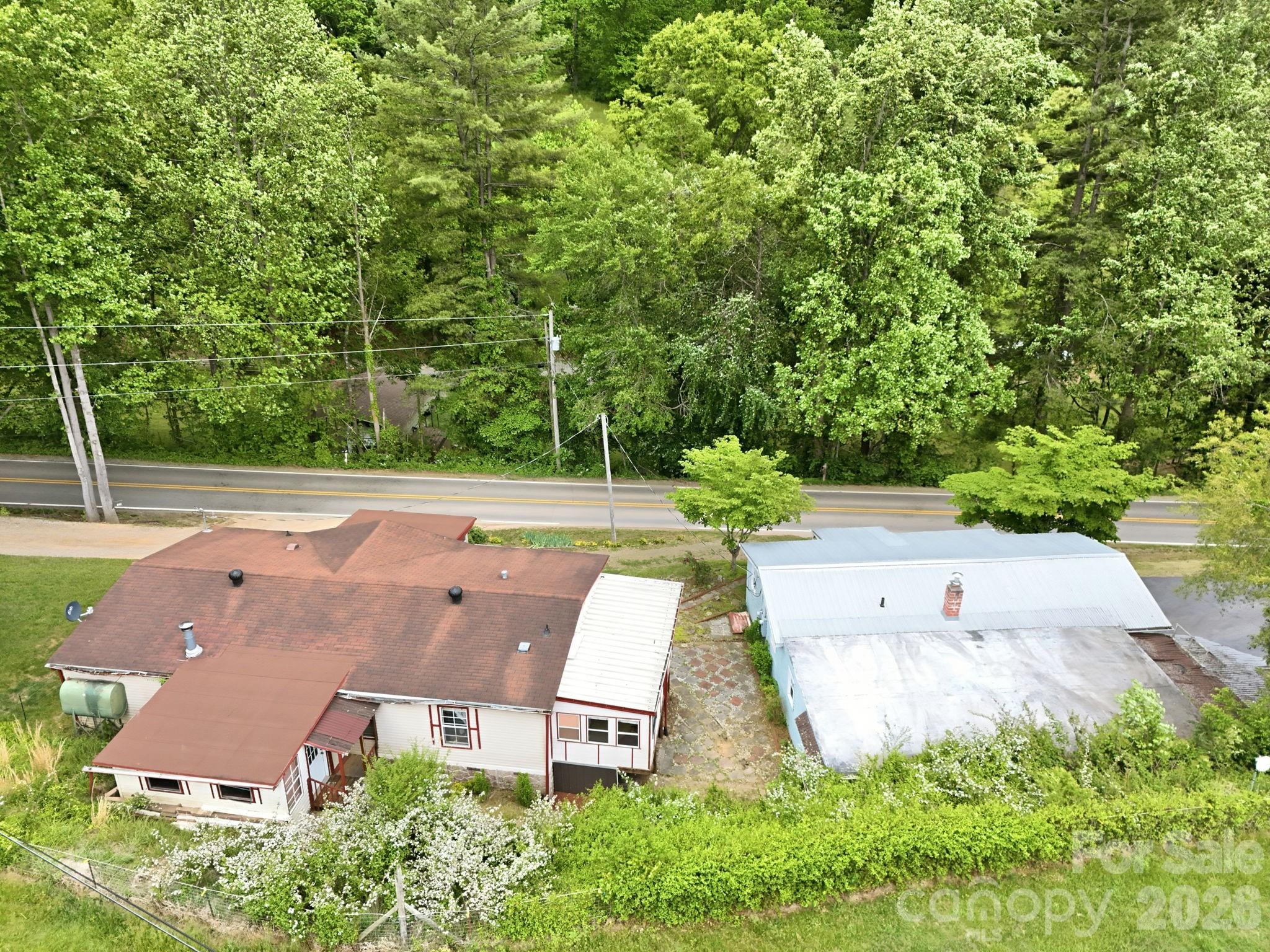 3383 Thickety Road — Clyde