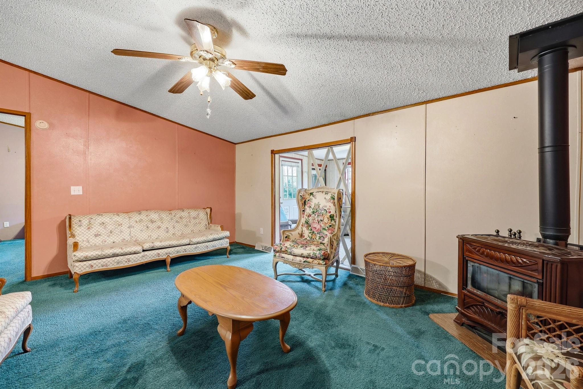 3383 Thickety Road — Clyde