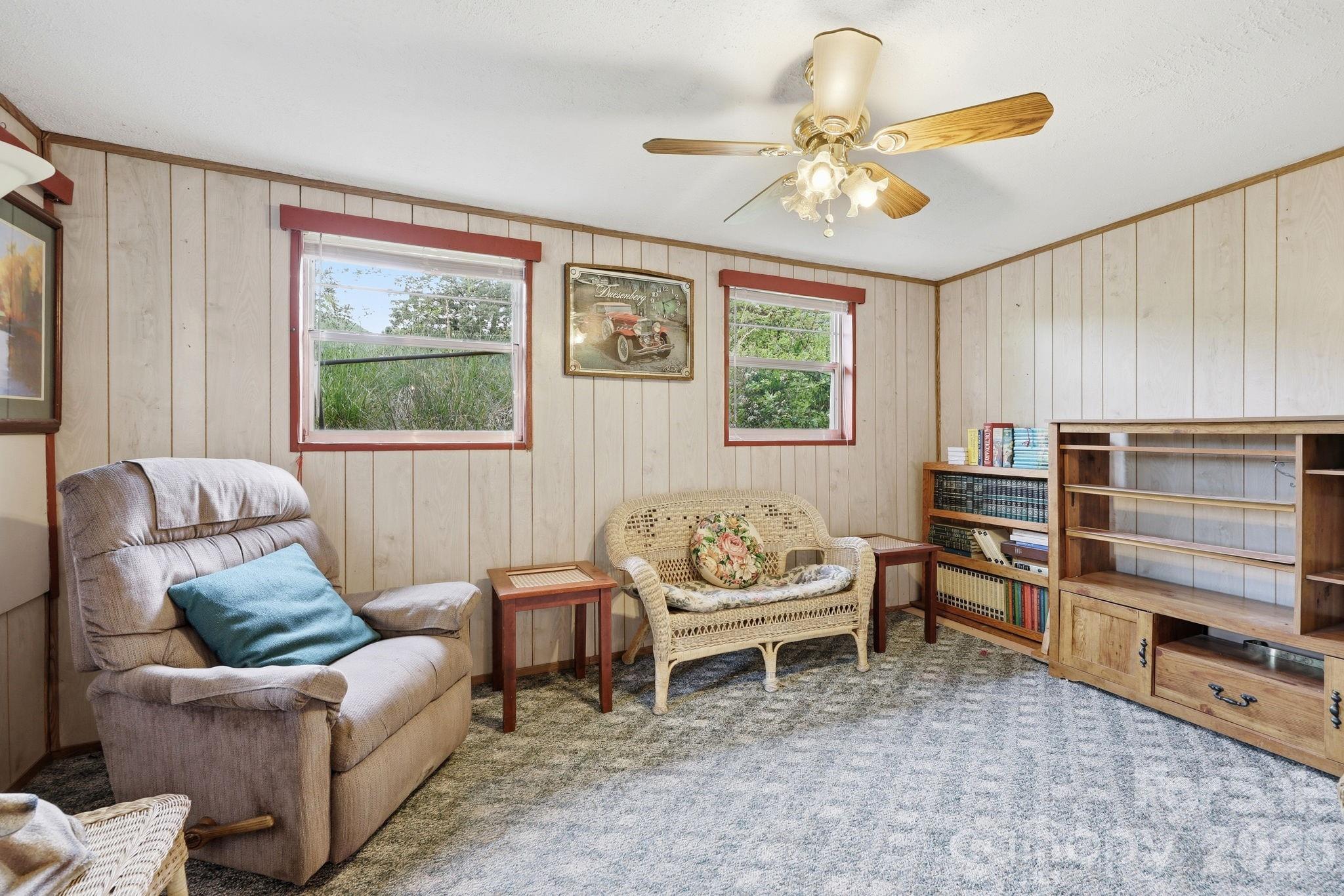 3383 Thickety Road — Clyde