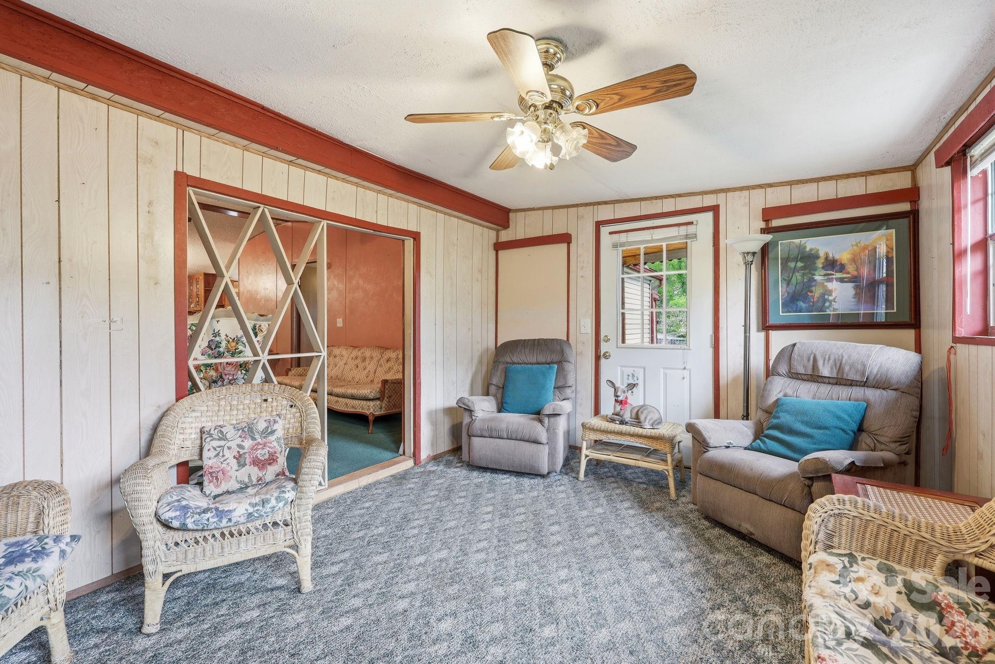 3383 Thickety Road — Clyde