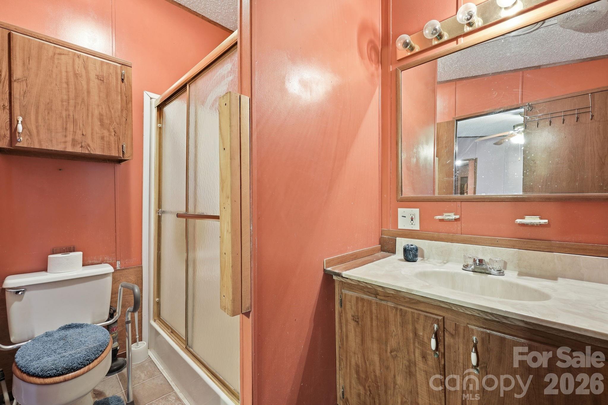 3383 Thickety Road — Clyde