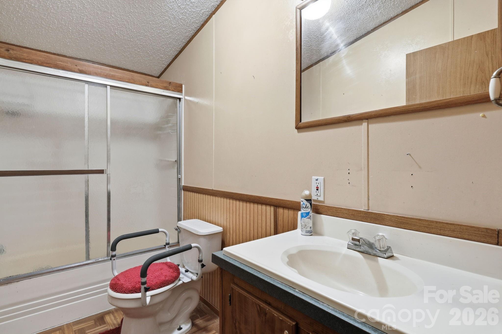 3383 Thickety Road — Clyde