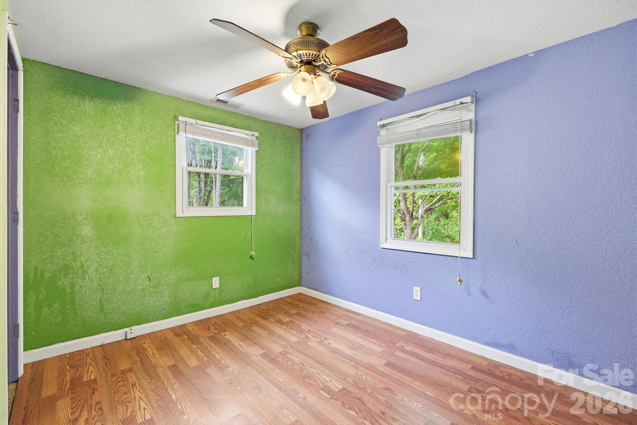 3383 Thickety Road — Clyde