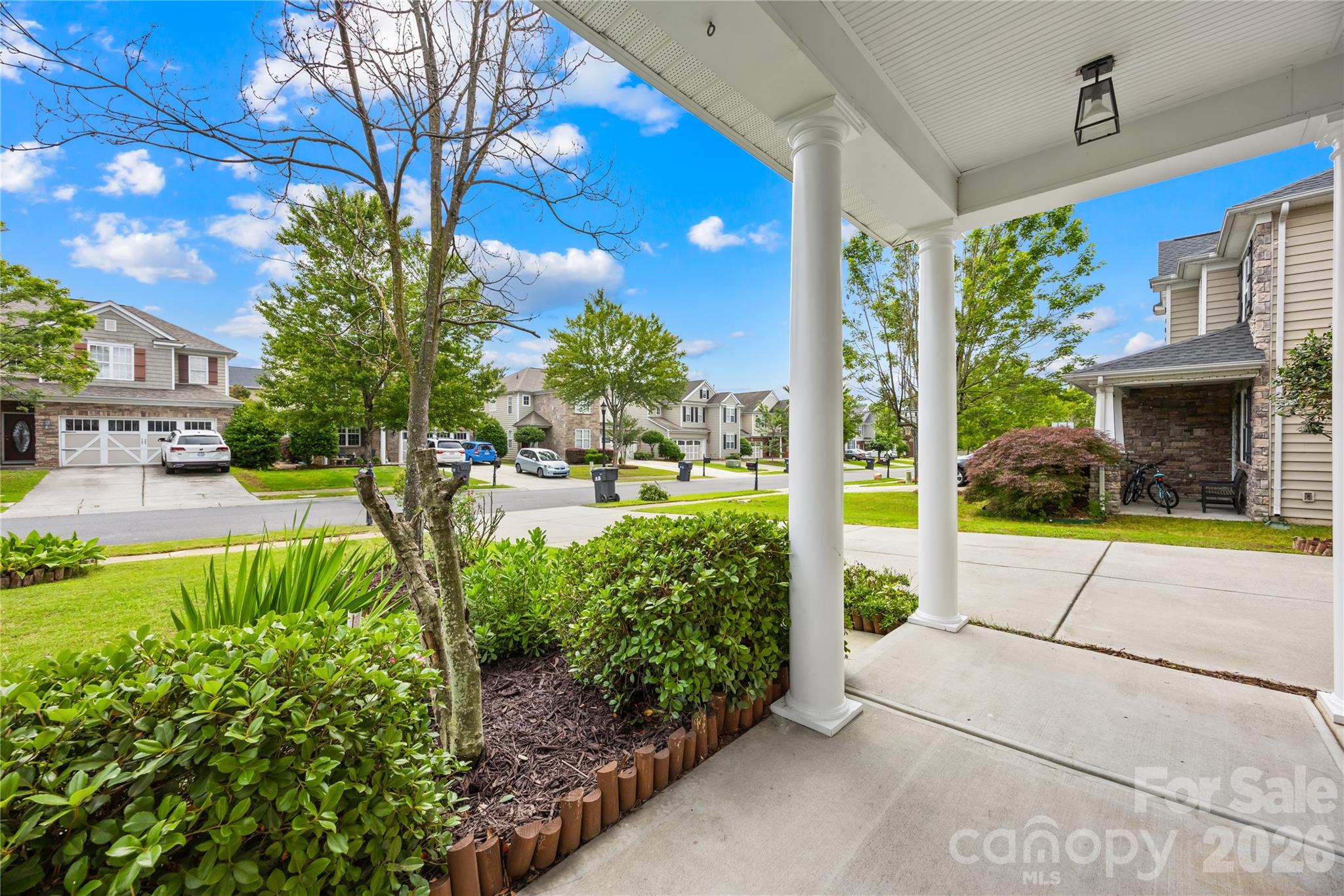 6428 Manitoba Lane — Charlotte