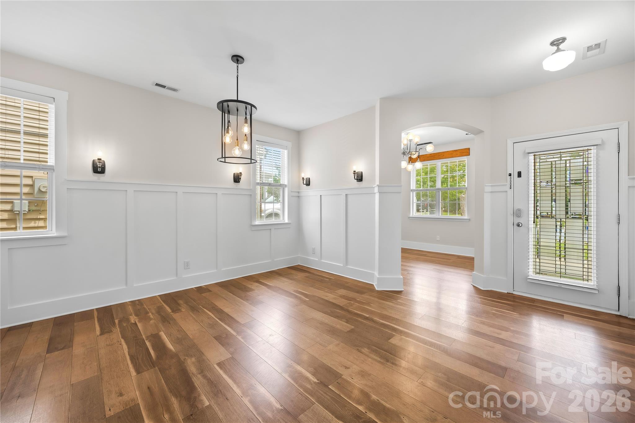 6428 Manitoba Lane — Charlotte