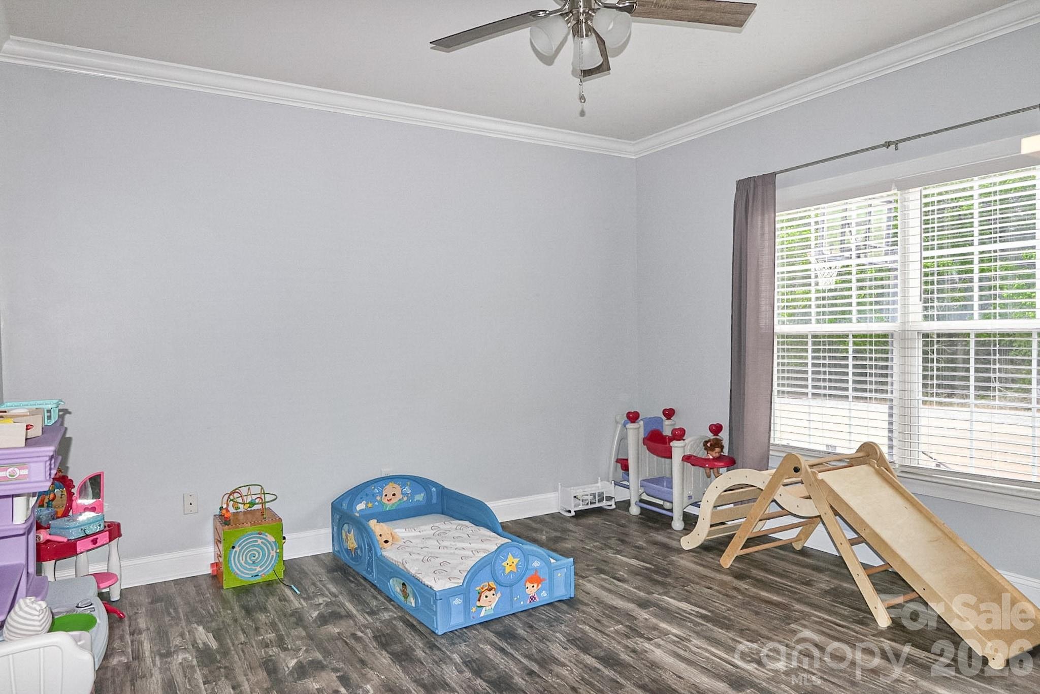 3127 Yorkshire Lane — Boonville