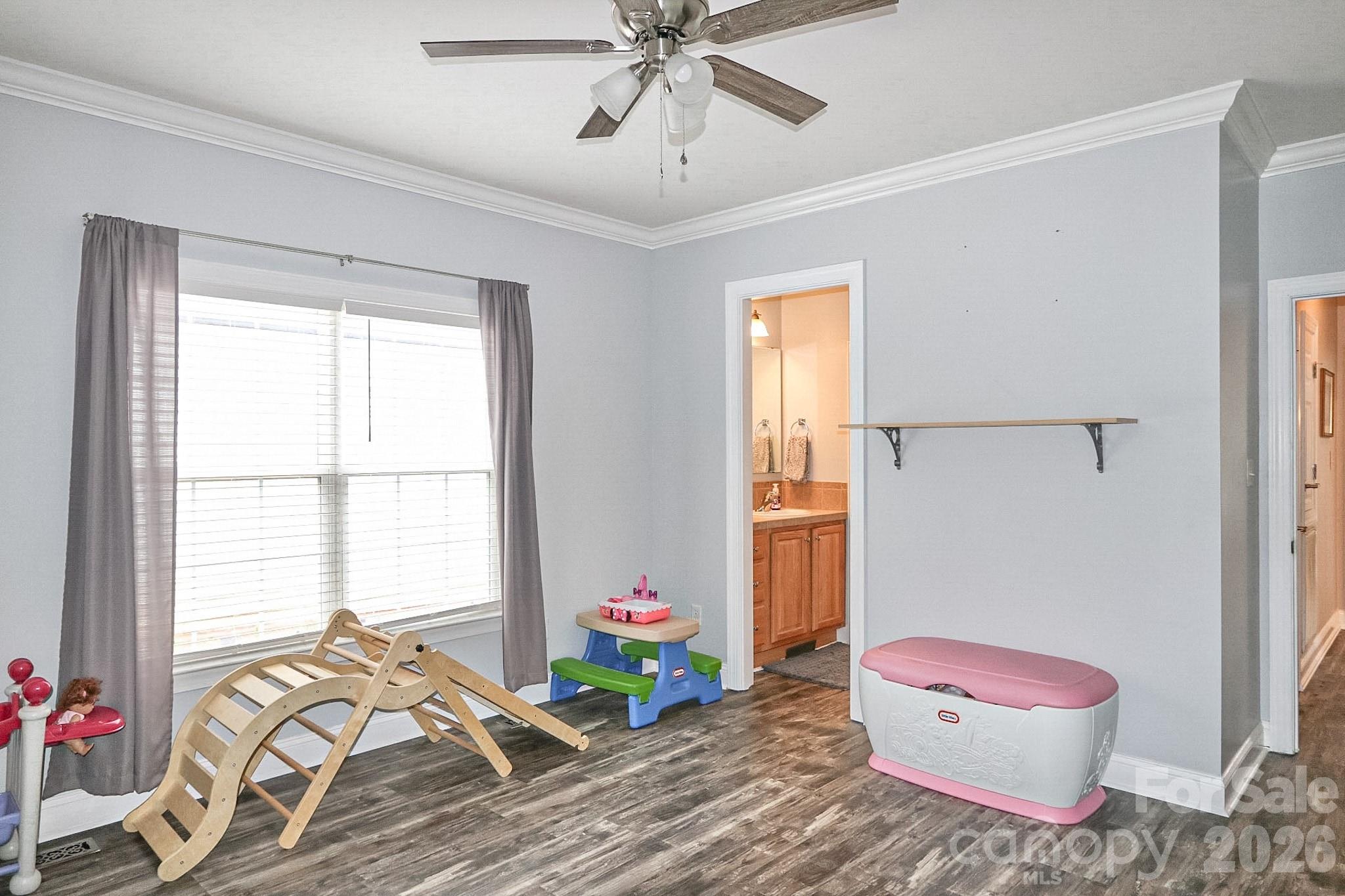 3127 Yorkshire Lane — Boonville