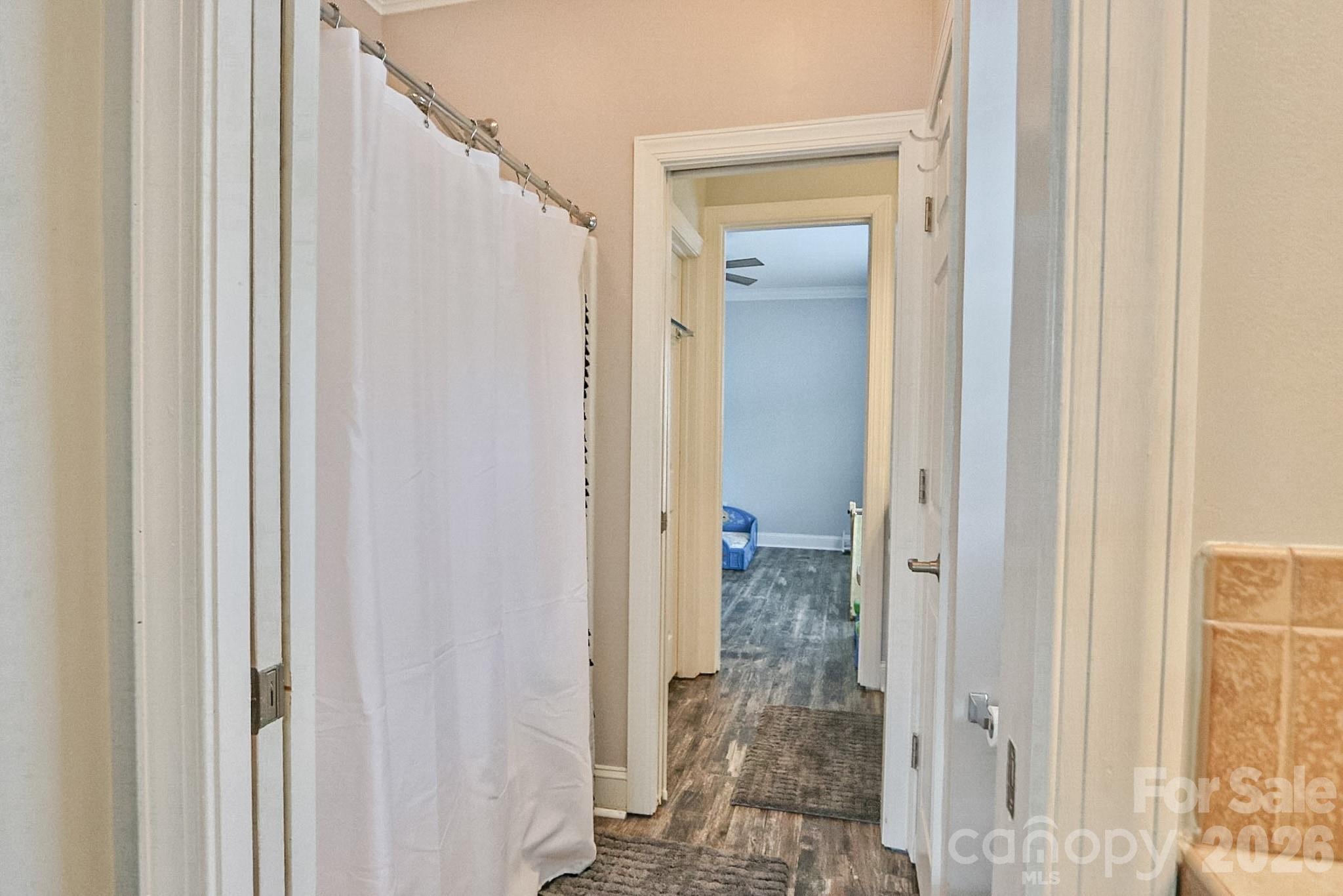 3127 Yorkshire Lane — Boonville