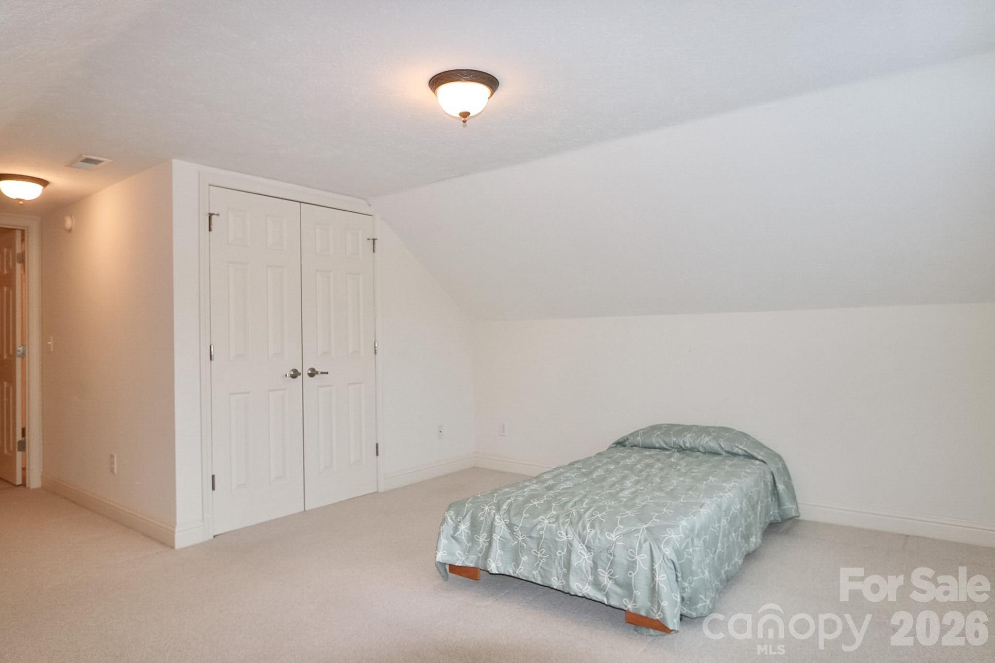 3127 Yorkshire Lane — Boonville