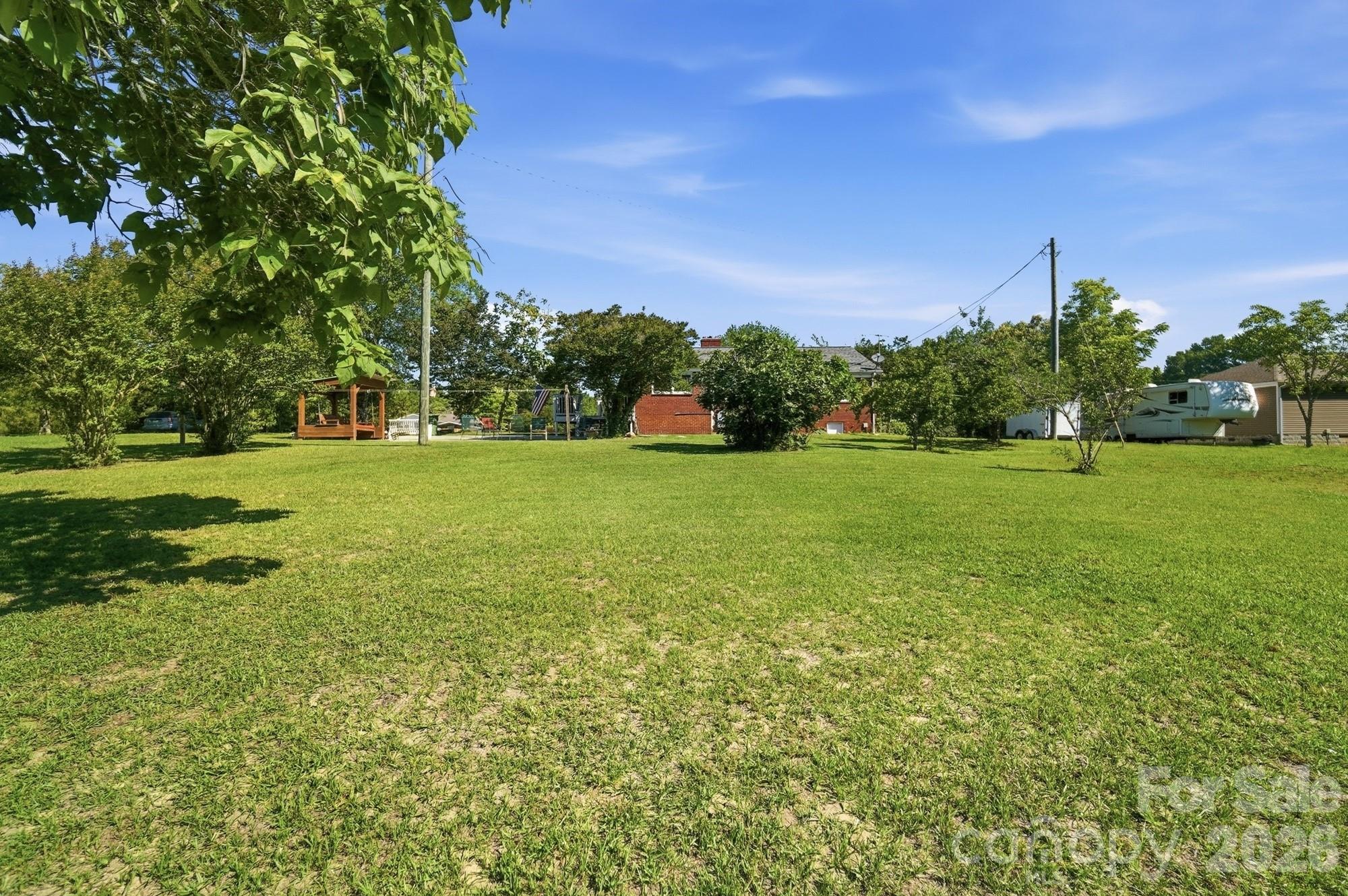 1821 Overbrook Road — Kershaw