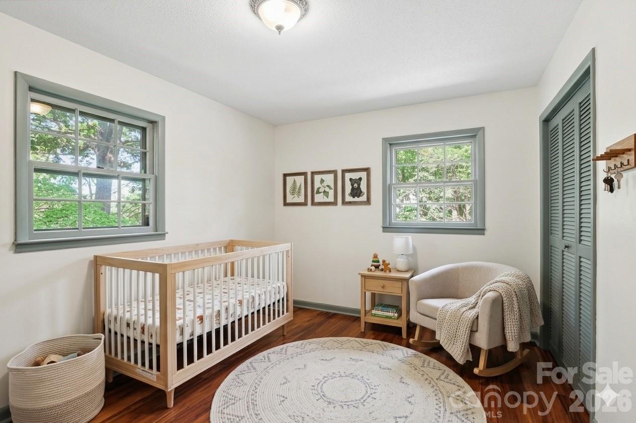 38 Nixon Terrace — Asheville