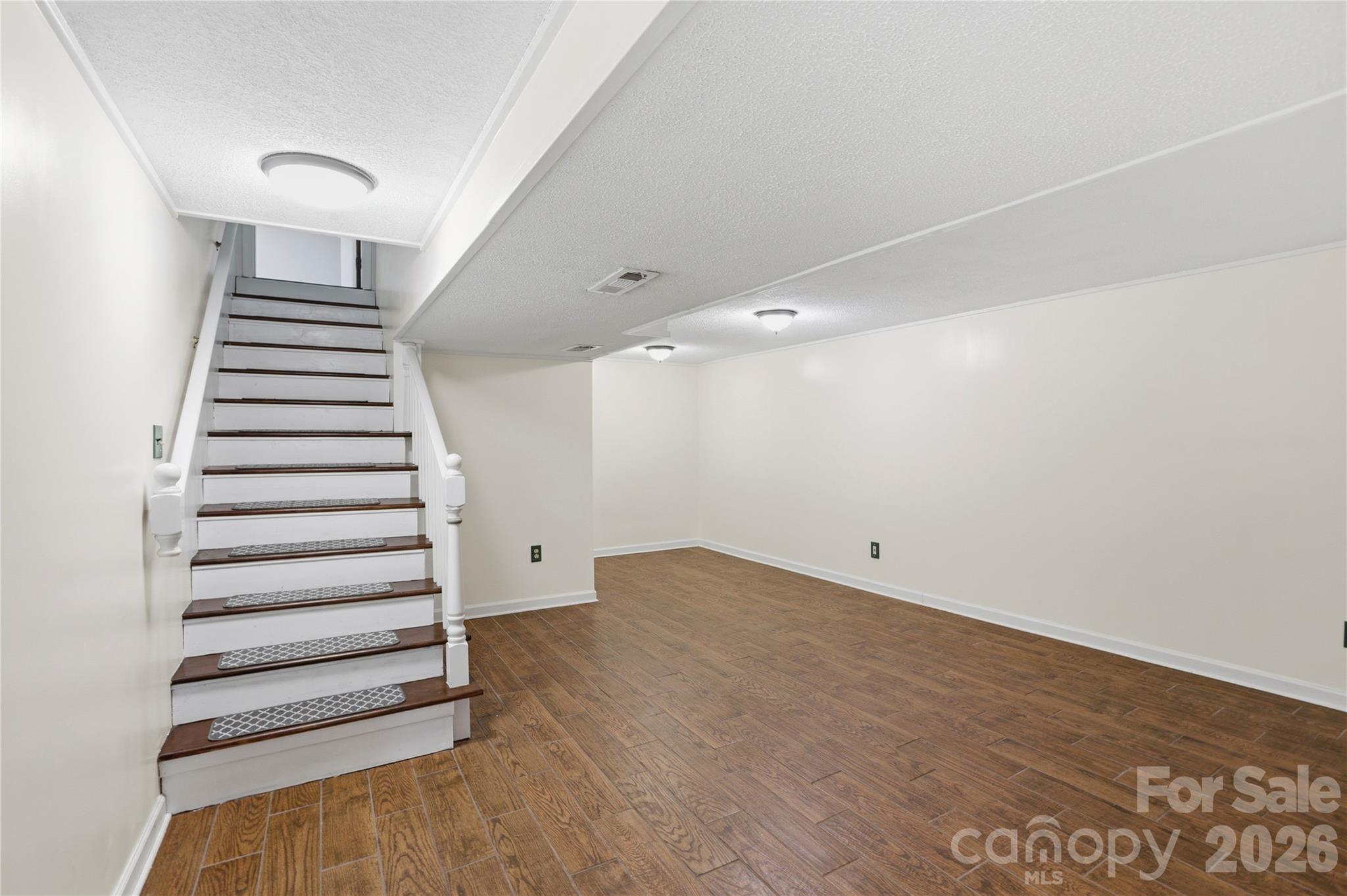 38 Nixon Terrace — Asheville