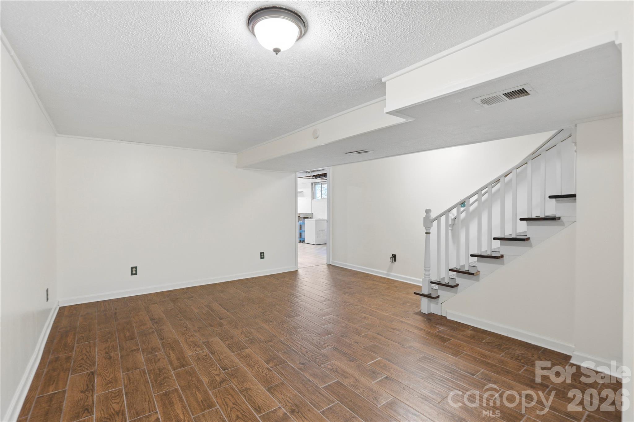 38 Nixon Terrace — Asheville