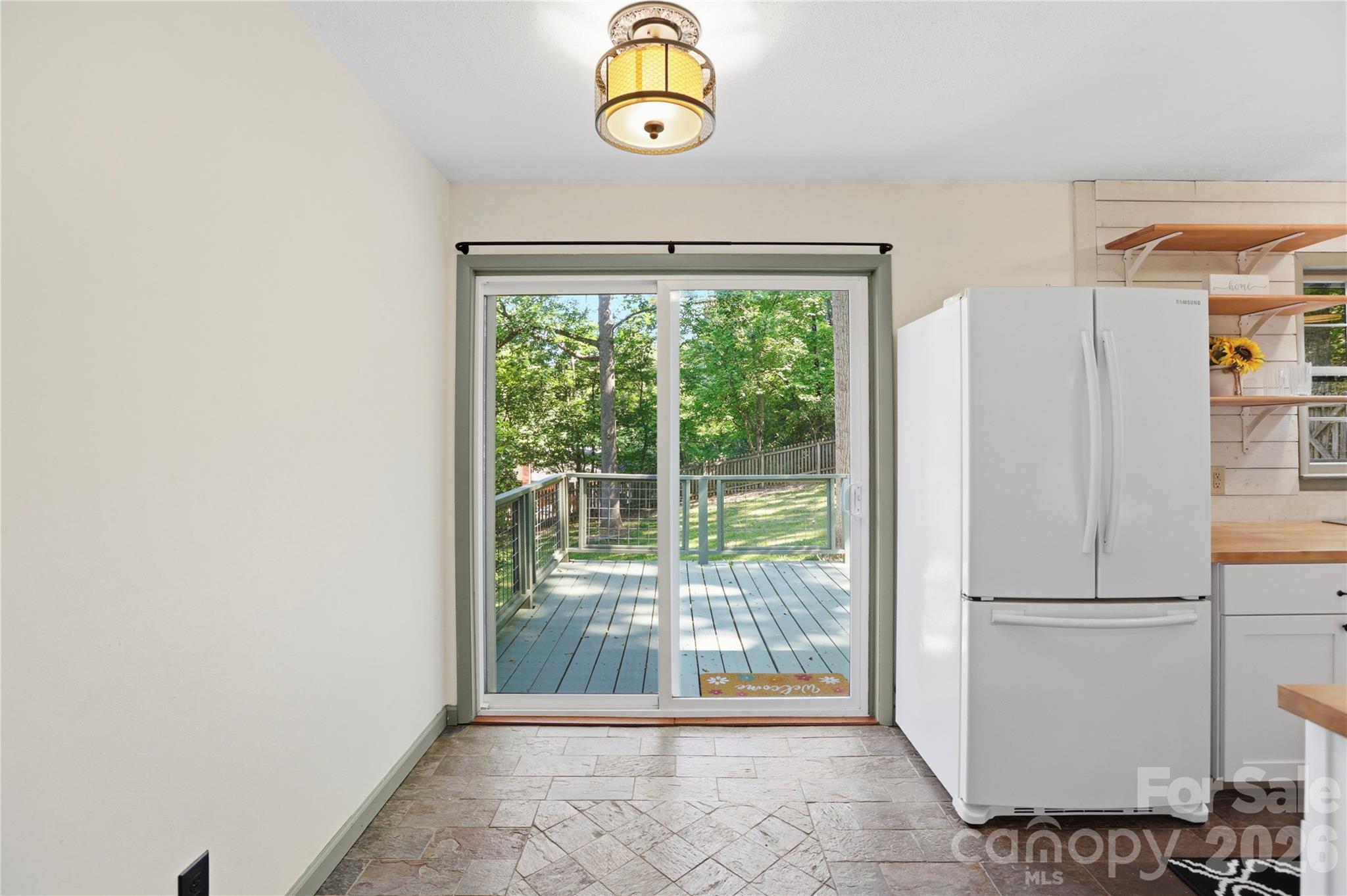 38 Nixon Terrace — Asheville