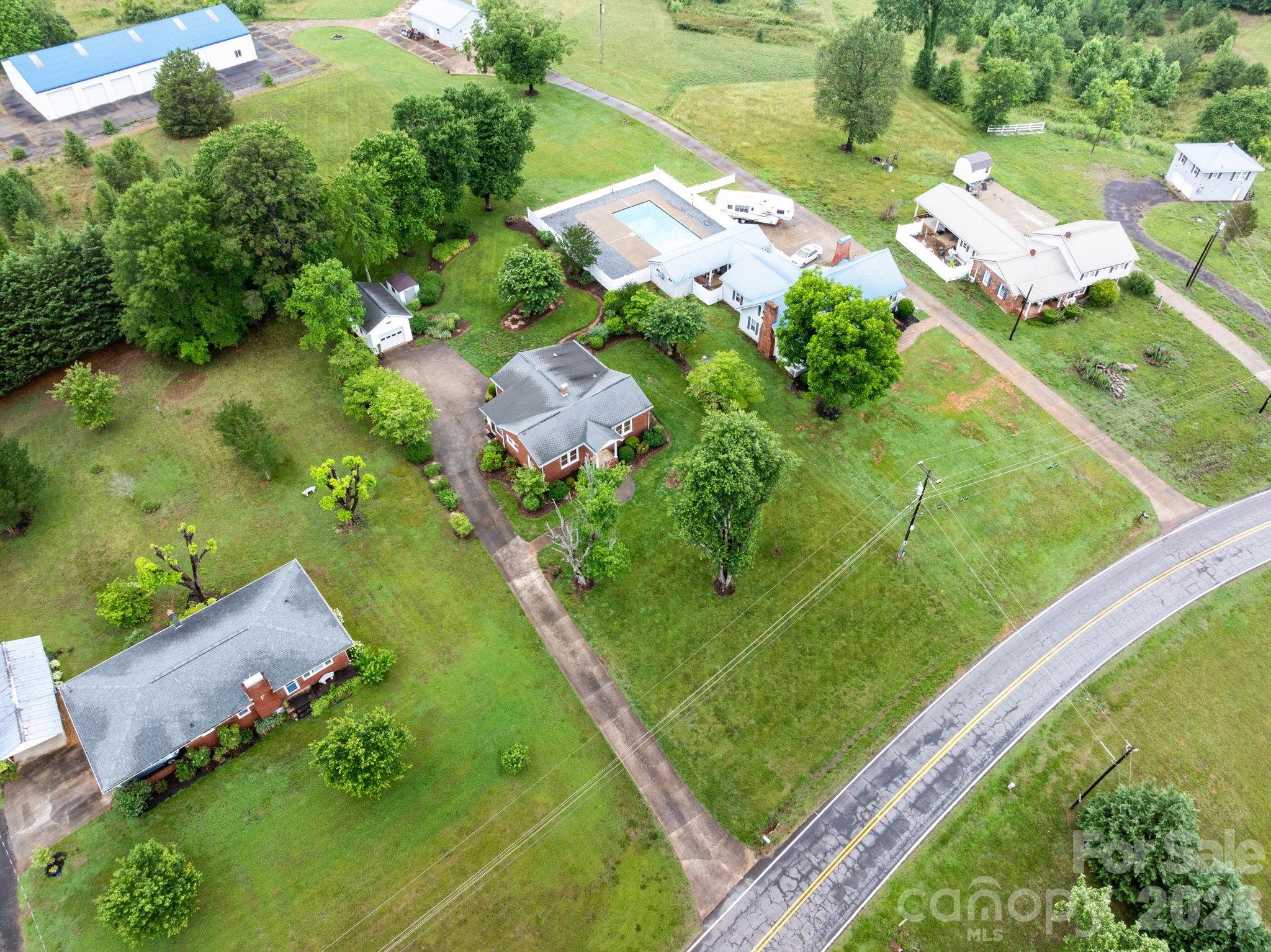 191 Thompson Road — Rutherfordton