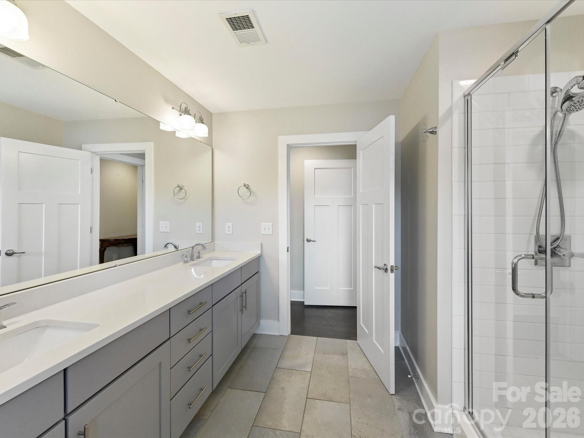 131 Grandin Road — Charlotte
