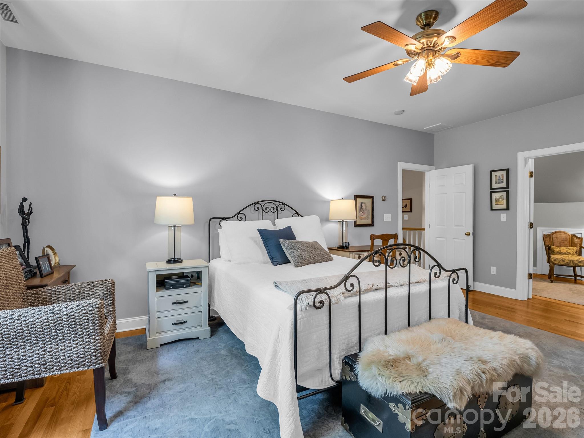 1042 Columbine Road — Asheville
