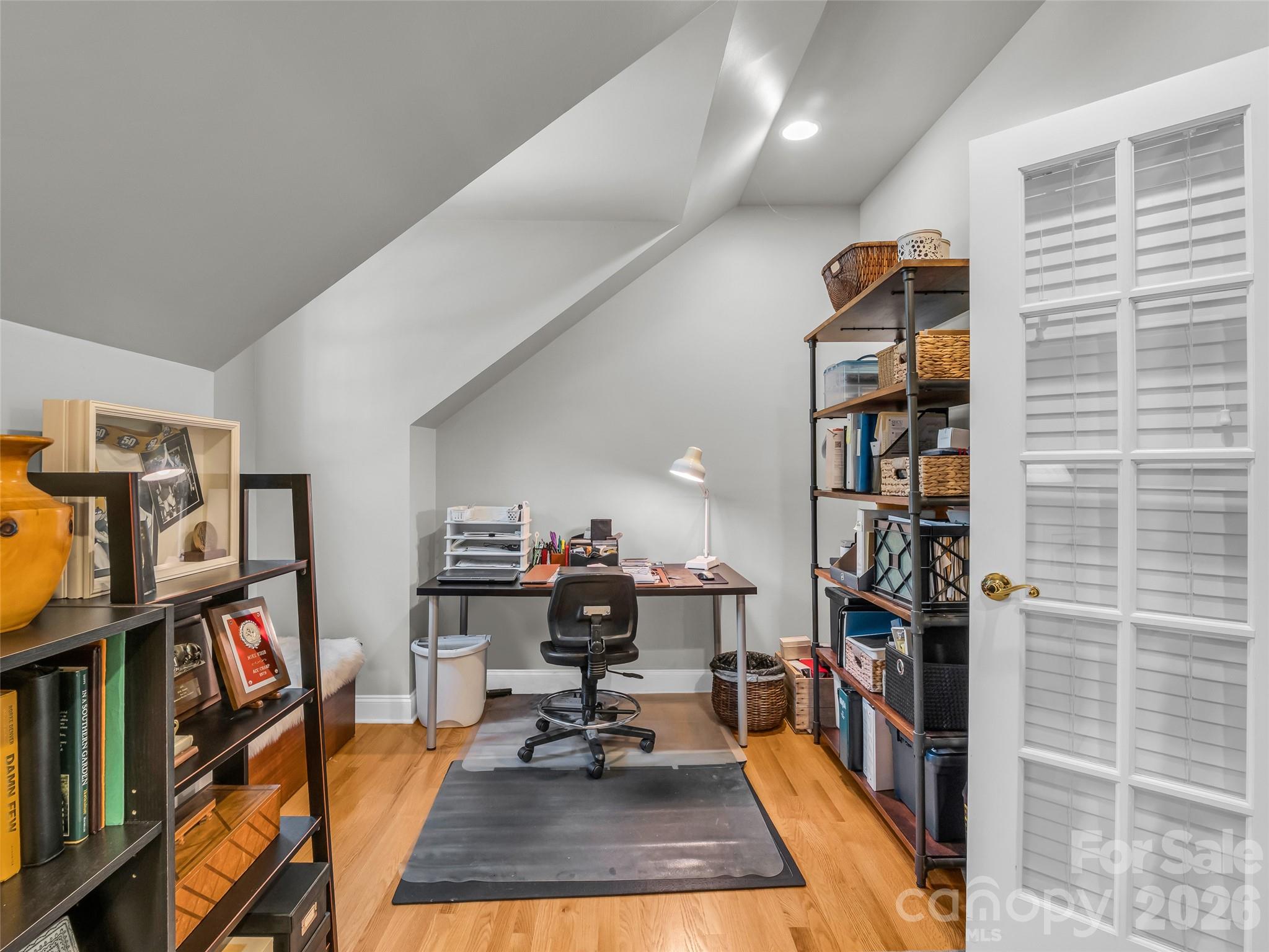 1042 Columbine Road — Asheville