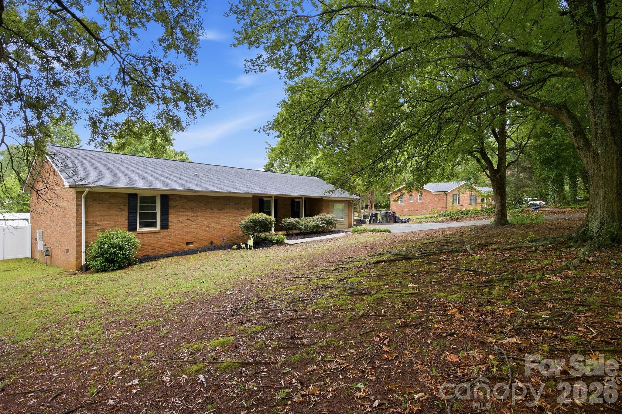 1709 Andover Street NW — Concord