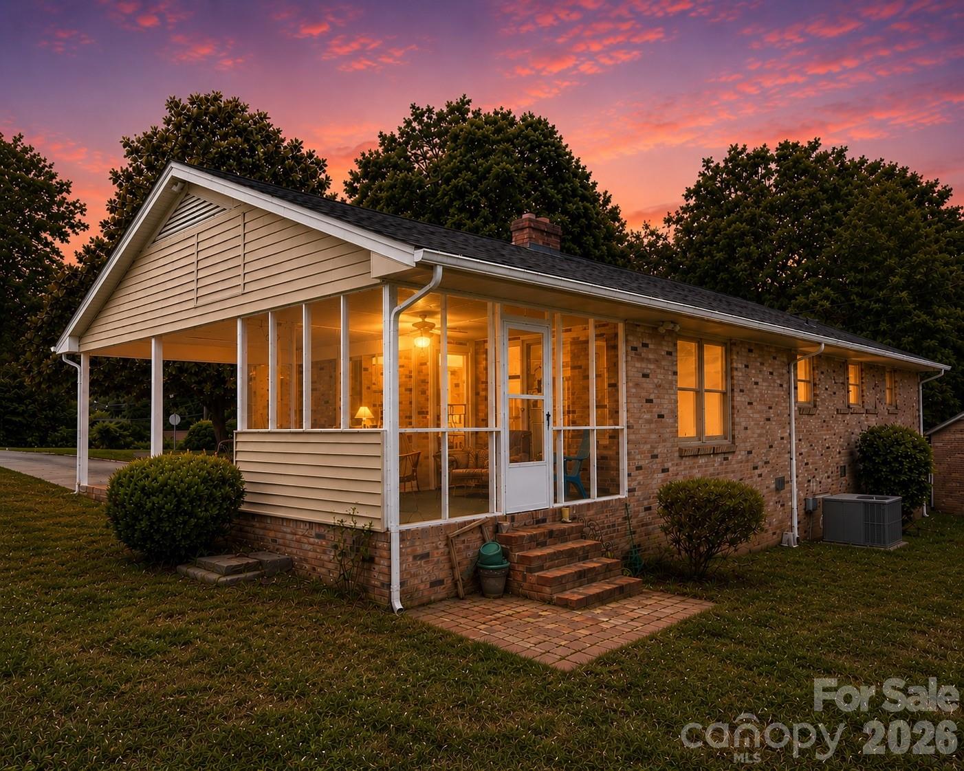 1702 Wildwood Road — Gastonia