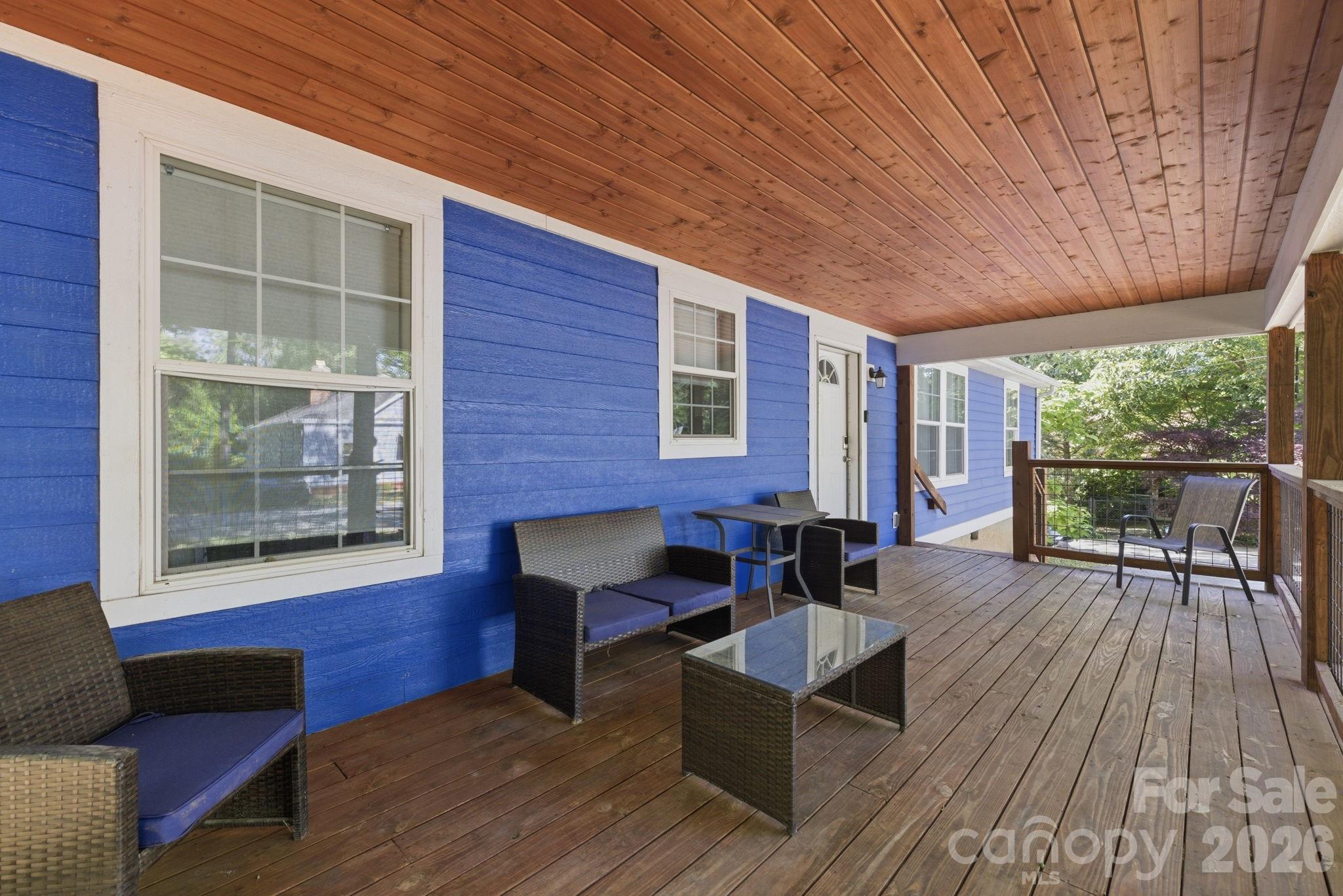 144 Hanover Street — Asheville