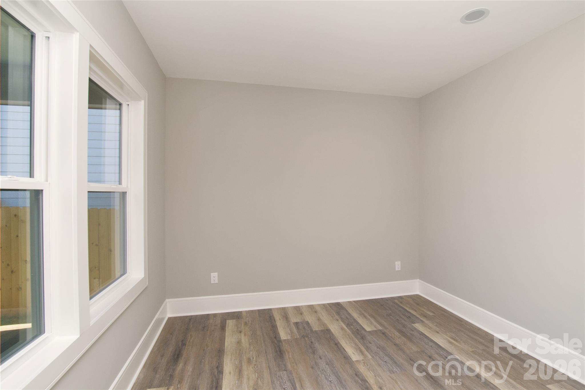 3905 Plainview Road — Charlotte