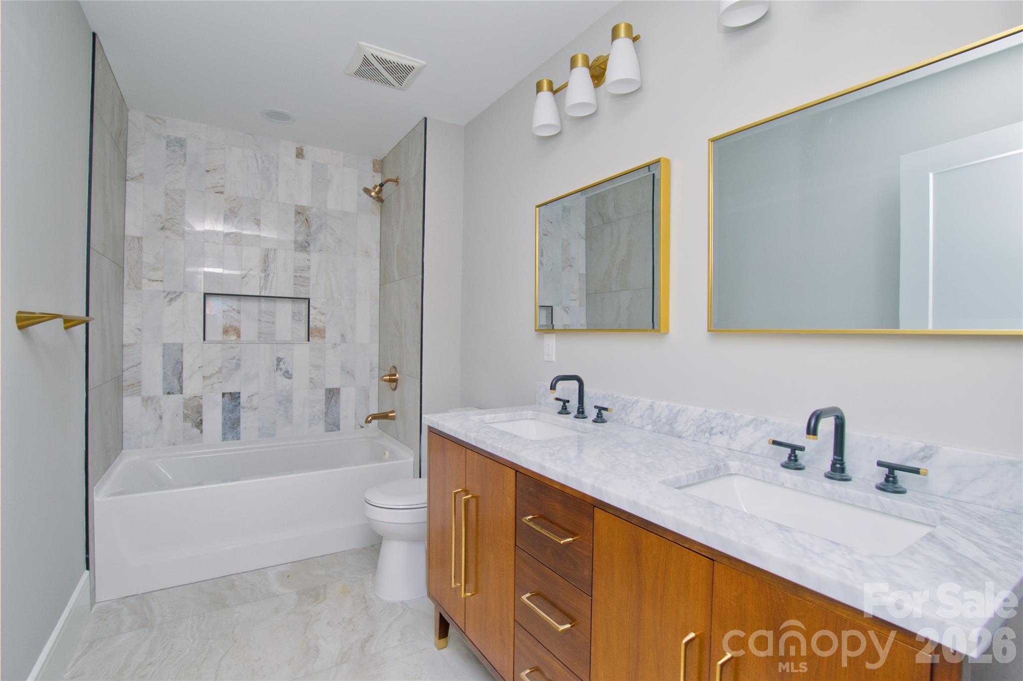 3905 Plainview Road — Charlotte